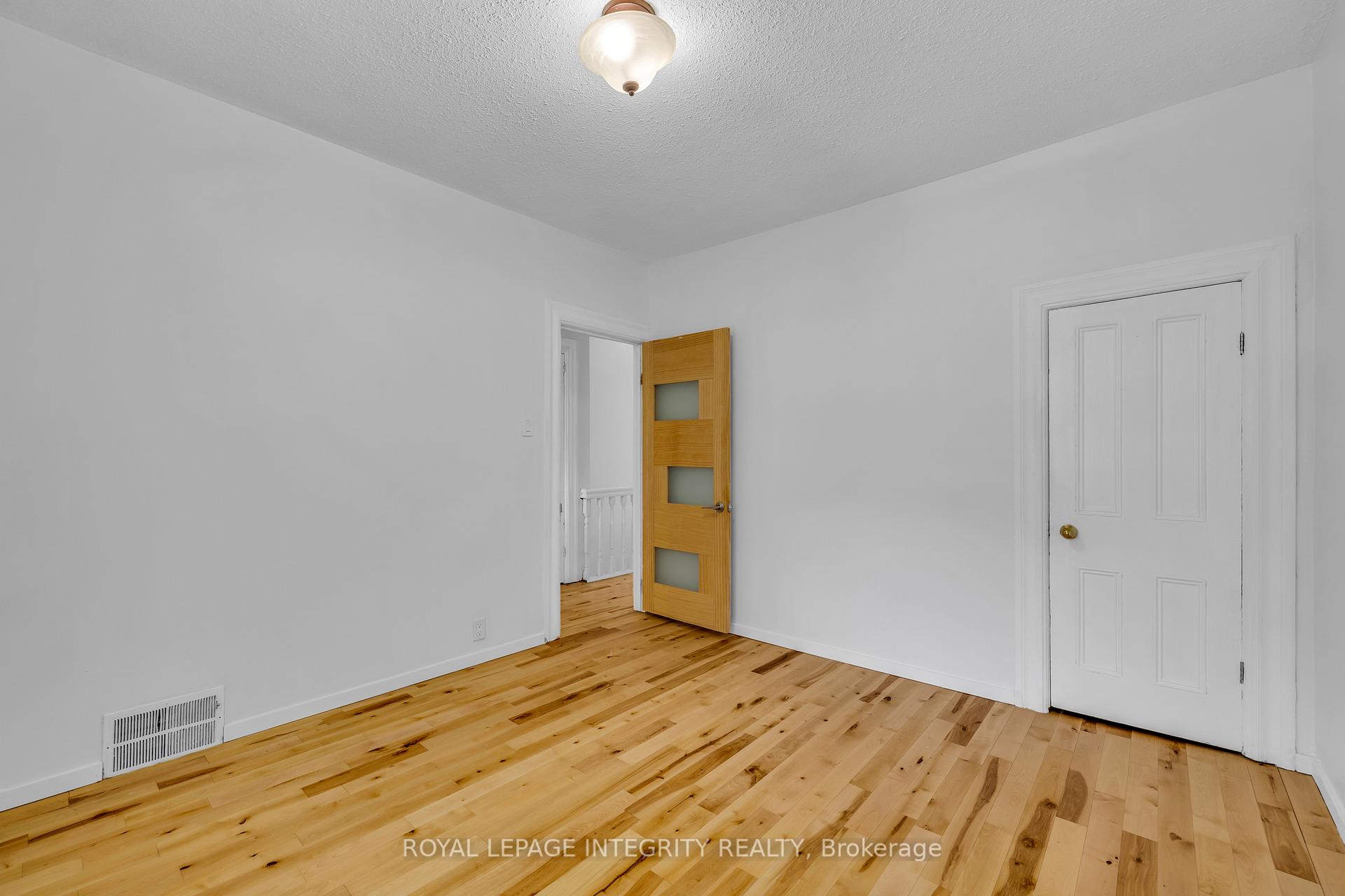 Photo 22 of Unit 2, 111 Spadina Avenue, Ottawa, Hintonburg — HOMEH