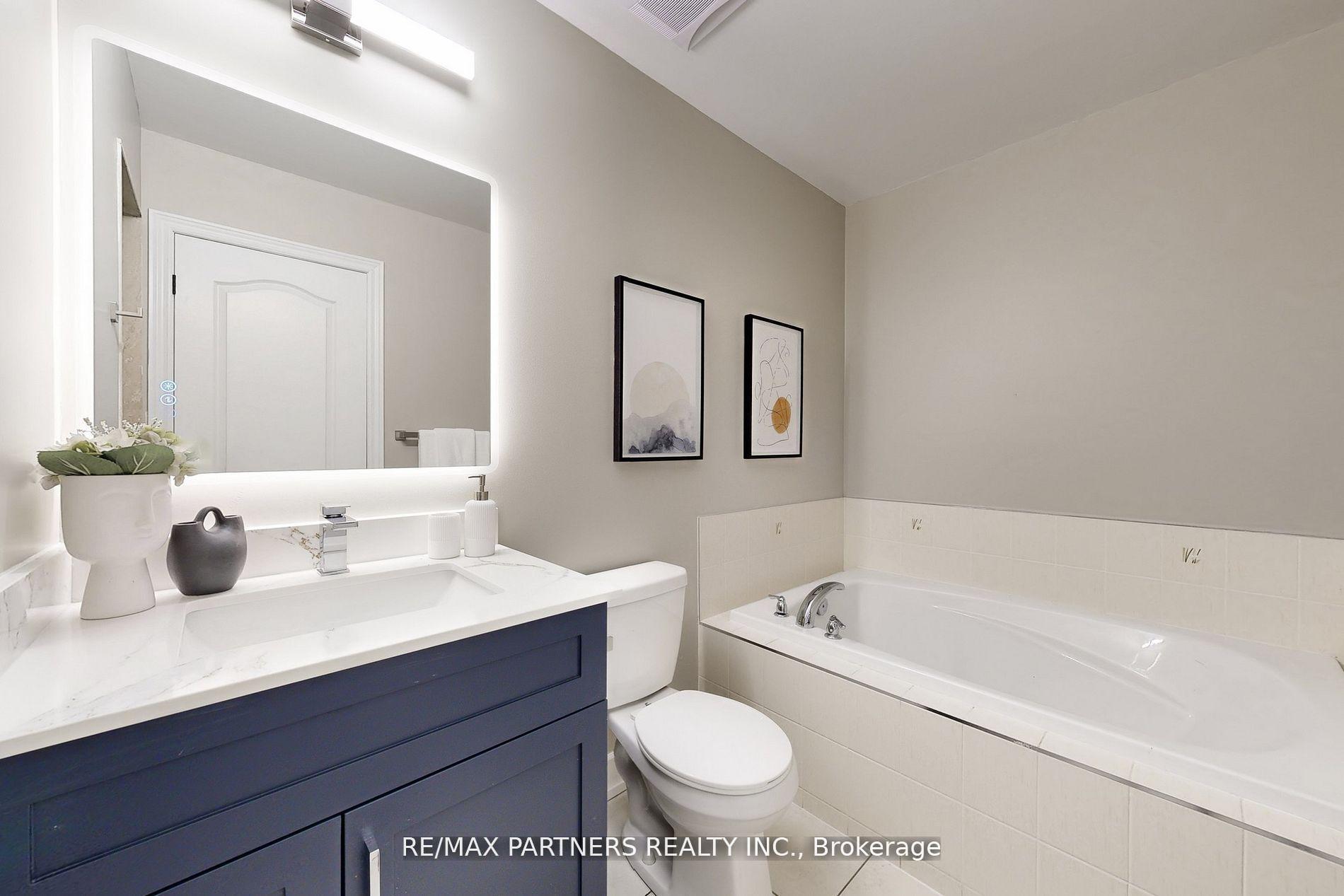 Photo 19 of 29 Robert Osprey Drive, Markham, Cathedraltown — HOMEH