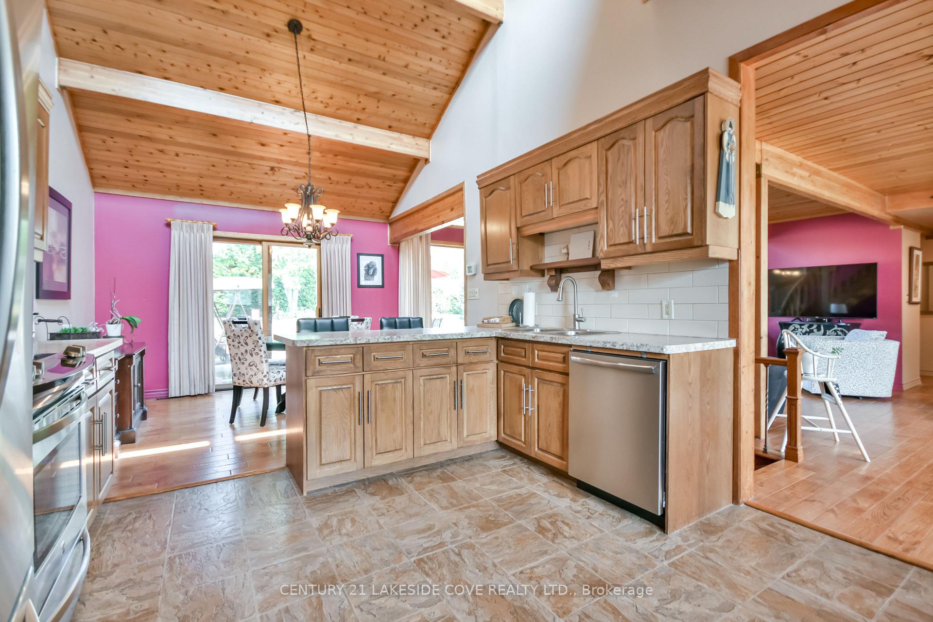 Photo 20 of 135 Bayshore Drive, Ramara, Rural Ramara — HOMEH