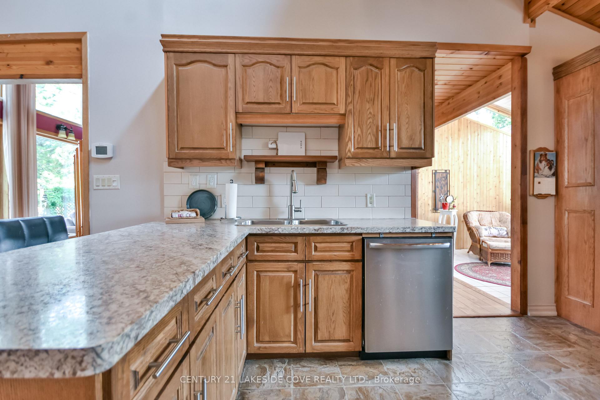 Photo 25 of 135 Bayshore Drive, Ramara, Rural Ramara — HOMEH
