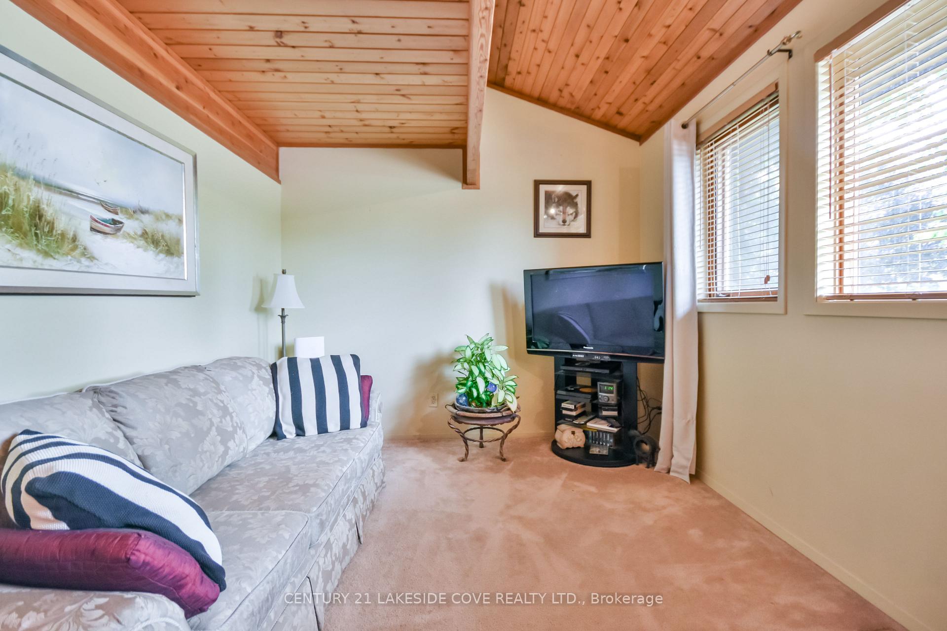 Photo 26 of 135 Bayshore Drive, Ramara, Rural Ramara — HOMEH