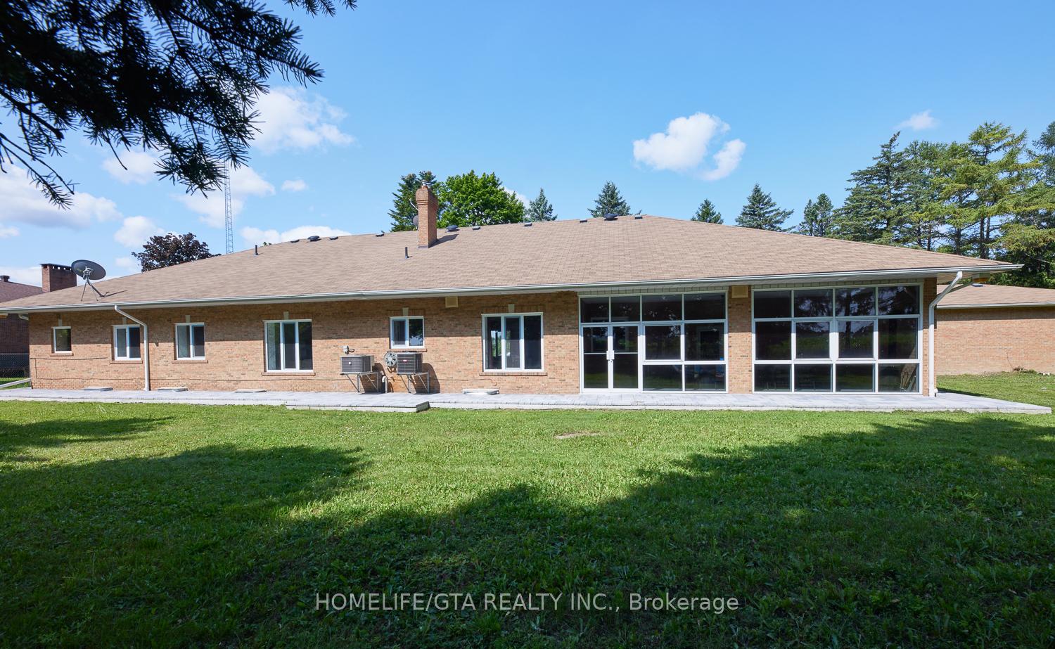 Photo 2 of Unit Main Floor, 12331 Weston Road, Vaughan, Kleinburg — HOMEH