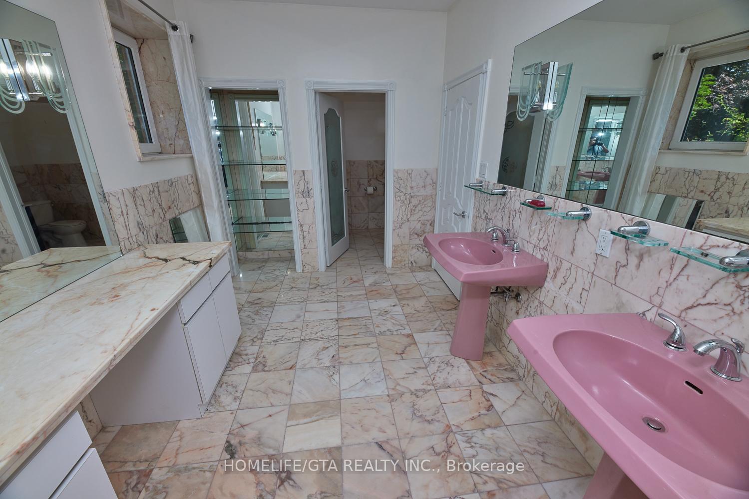 Photo 18 of Unit Main Floor, 12331 Weston Road, Vaughan, Kleinburg — HOMEH