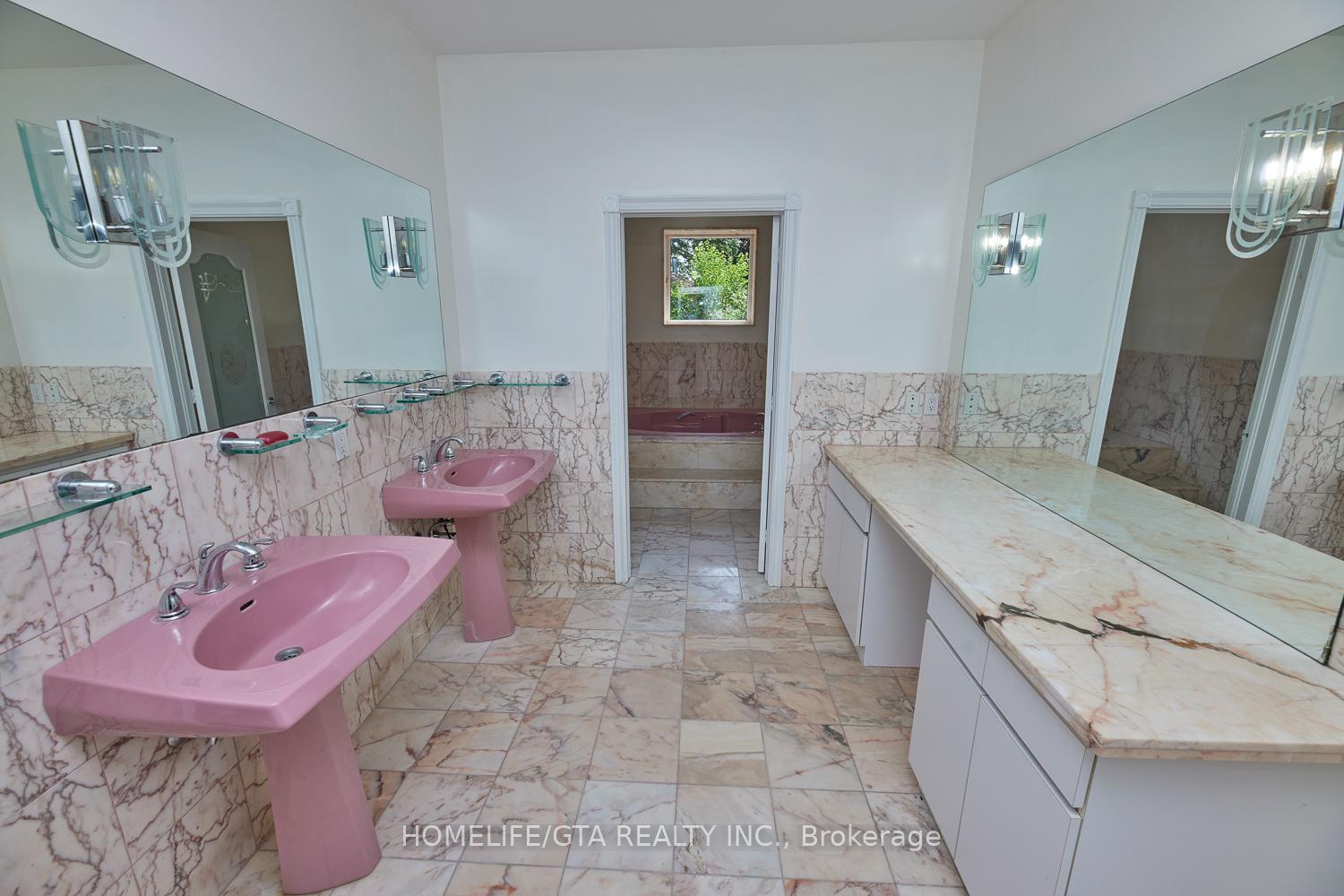 Photo 20 of Unit Main Floor, 12331 Weston Road, Vaughan, Kleinburg — HOMEH