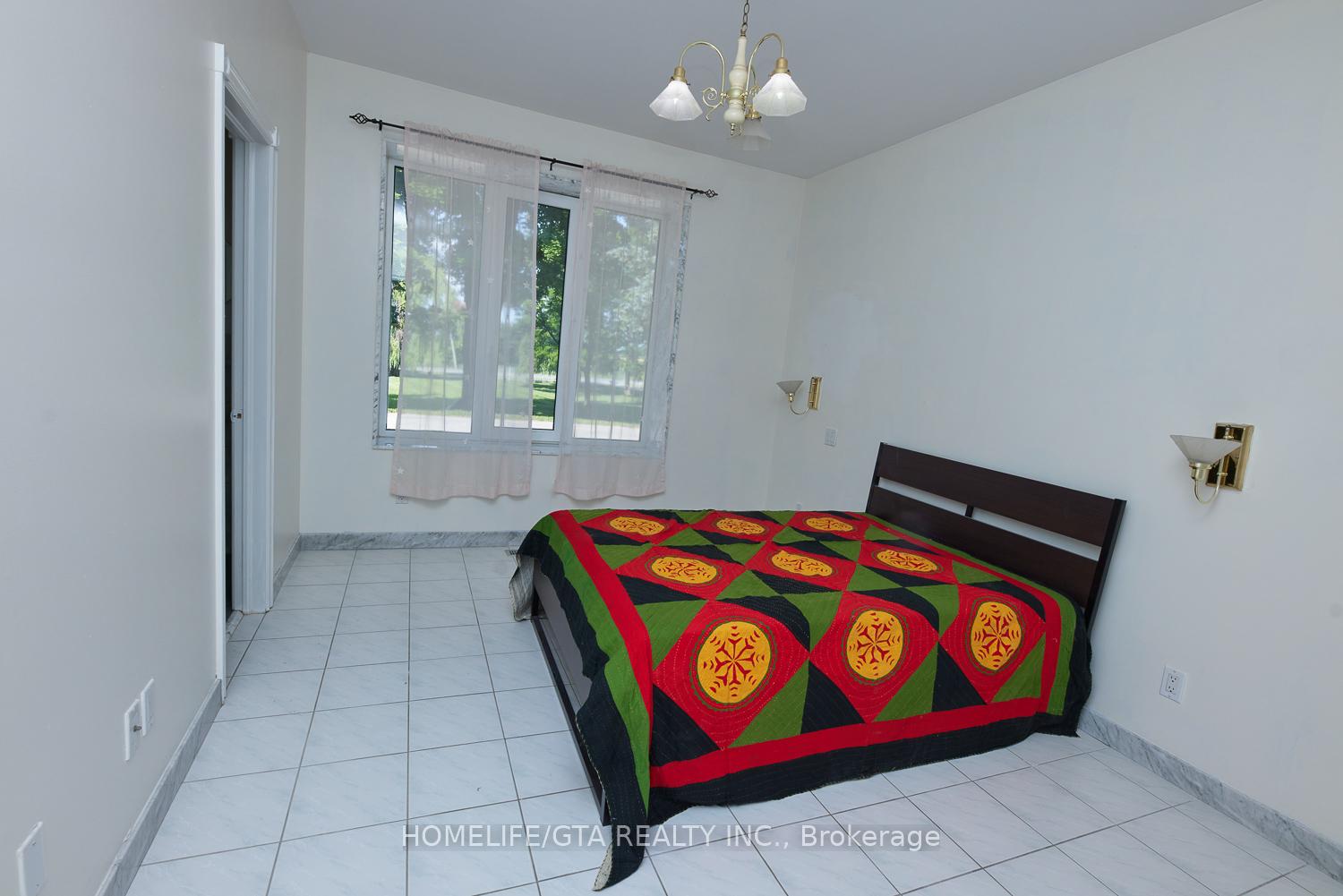 Photo 28 of Unit Main Floor, 12331 Weston Road, Vaughan, Kleinburg — HOMEH