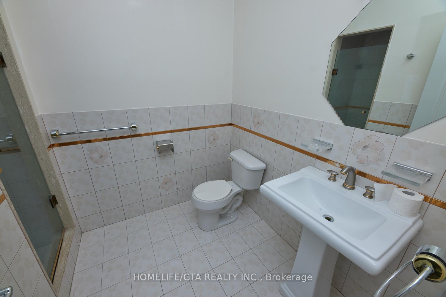 Photo 29 of Unit Main Floor, 12331 Weston Road, Vaughan, Kleinburg — HOMEH