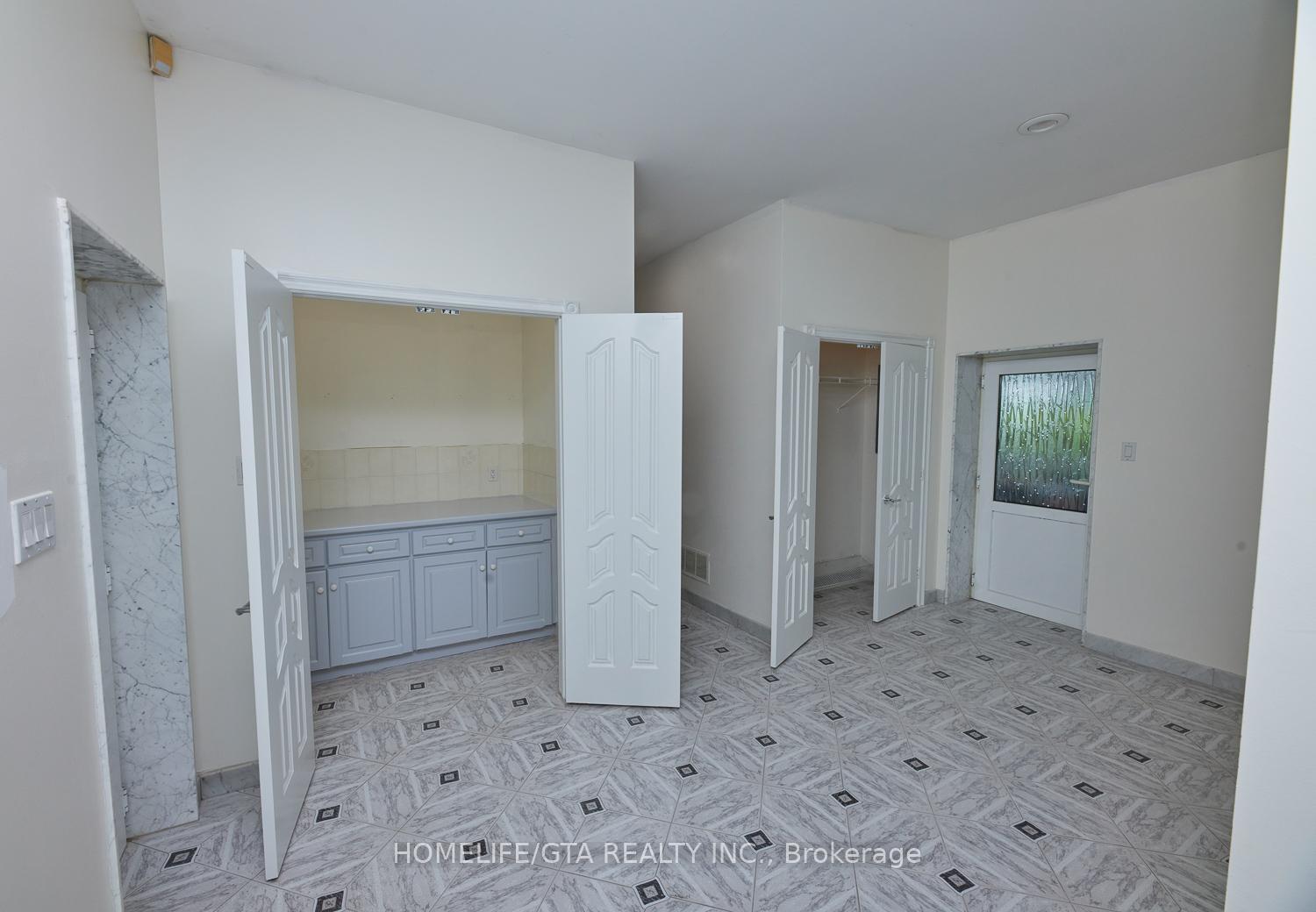 Photo 36 of Unit Main Floor, 12331 Weston Road, Vaughan, Kleinburg — HOMEH