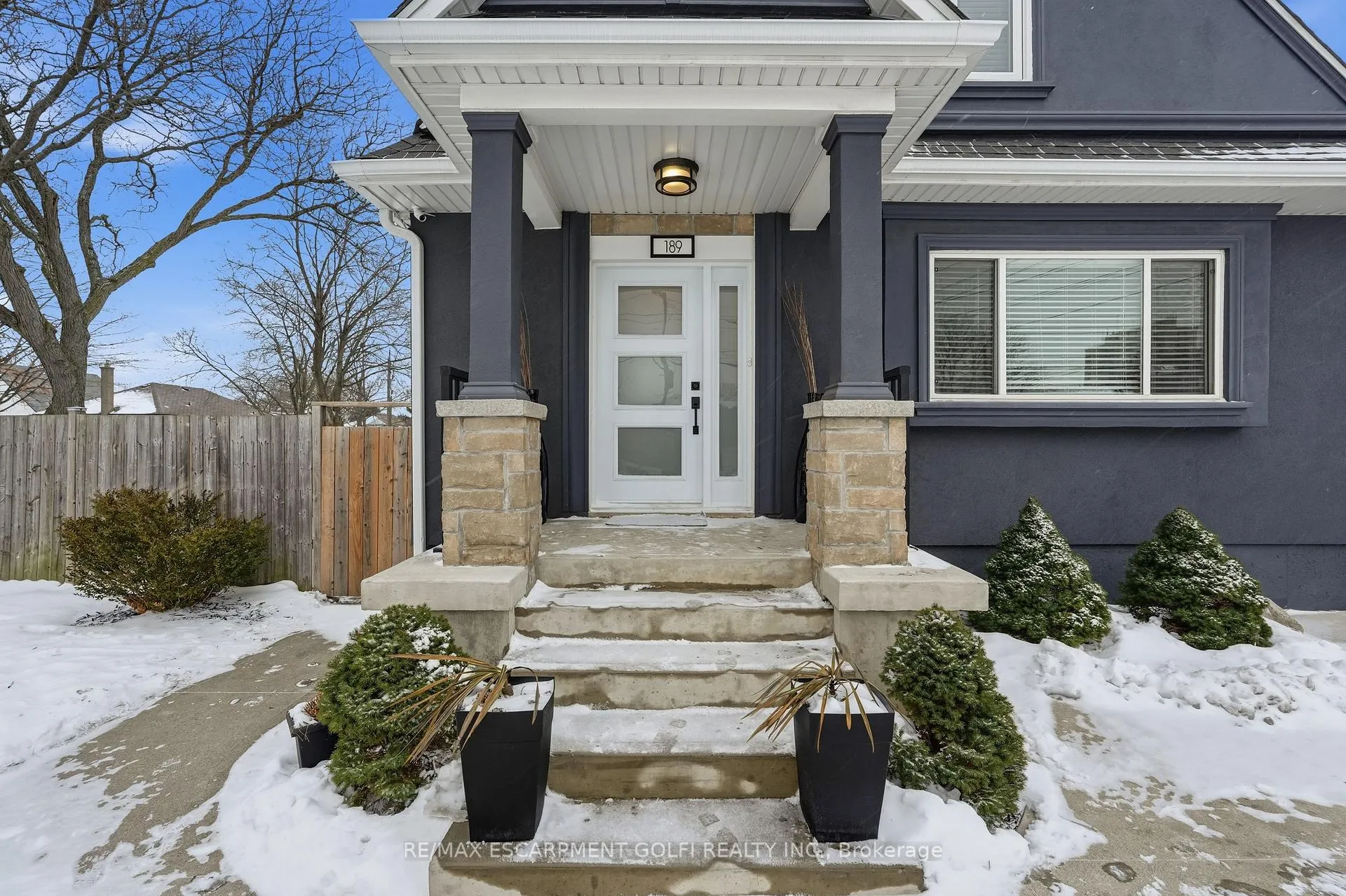 Photo 3 of 189 East 43rd Street, Hamilton, Sunninghill — HOMEH