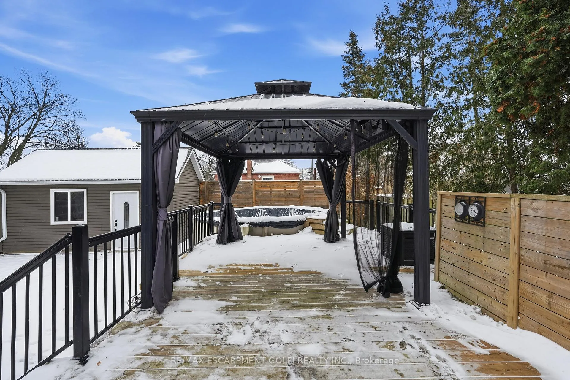 Photo 28 of 189 East 43rd Street, Hamilton, Sunninghill — HOMEH