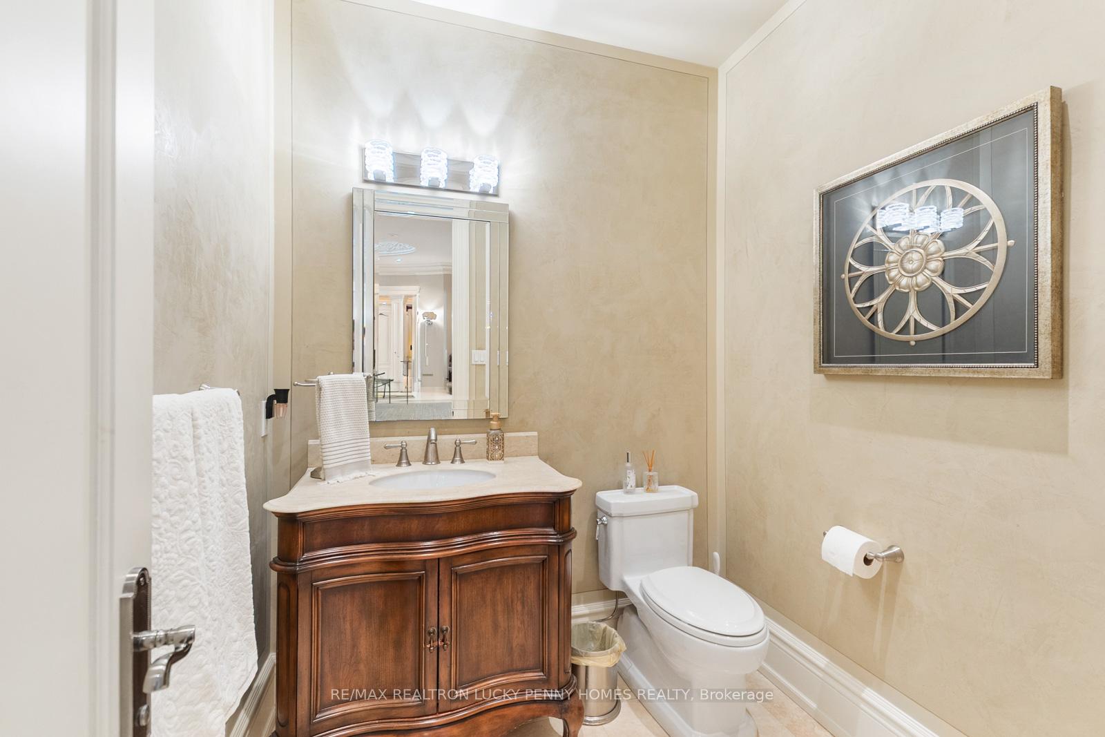 Photo 19 of 23 Hawkridge Avenue, Markham, Bullock — HOMEH