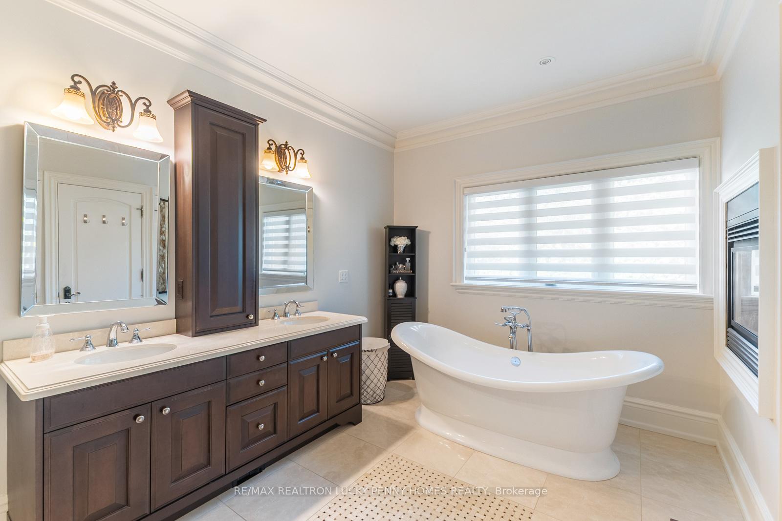 Photo 24 of 23 Hawkridge Avenue, Markham, Bullock — HOMEH