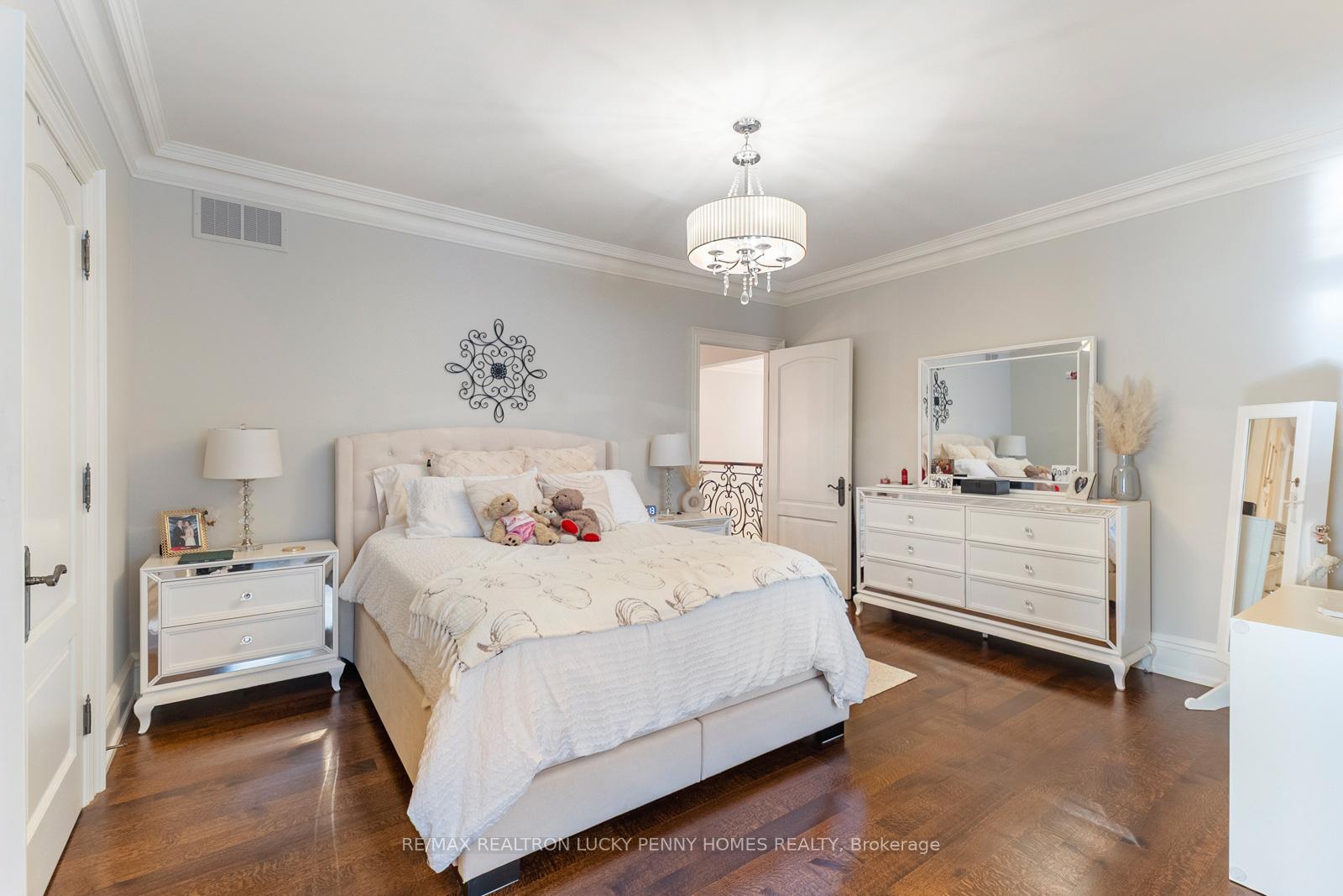 Photo 28 of 23 Hawkridge Avenue, Markham, Bullock — HOMEH