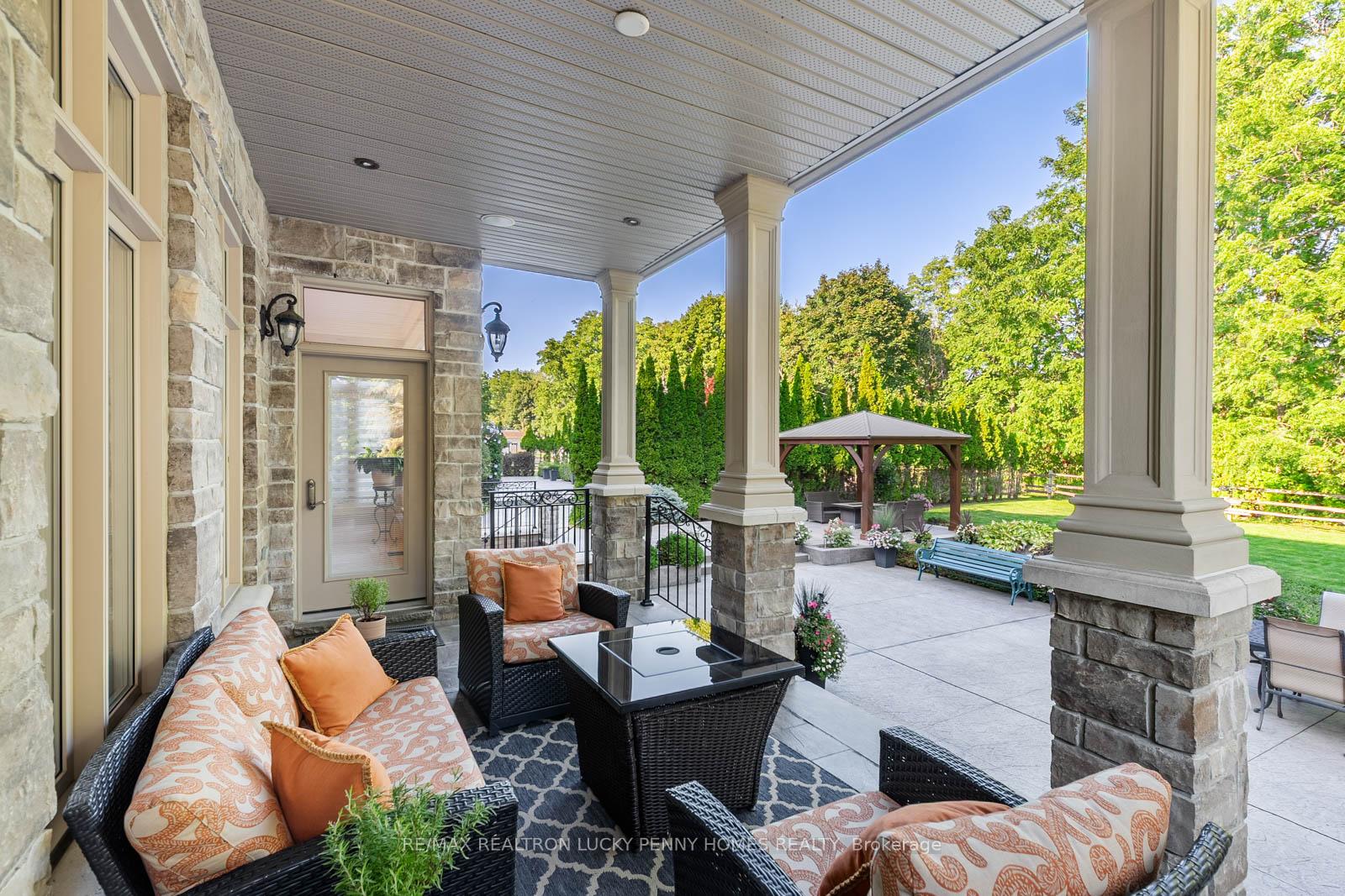 Photo 35 of 23 Hawkridge Avenue, Markham, Bullock — HOMEH