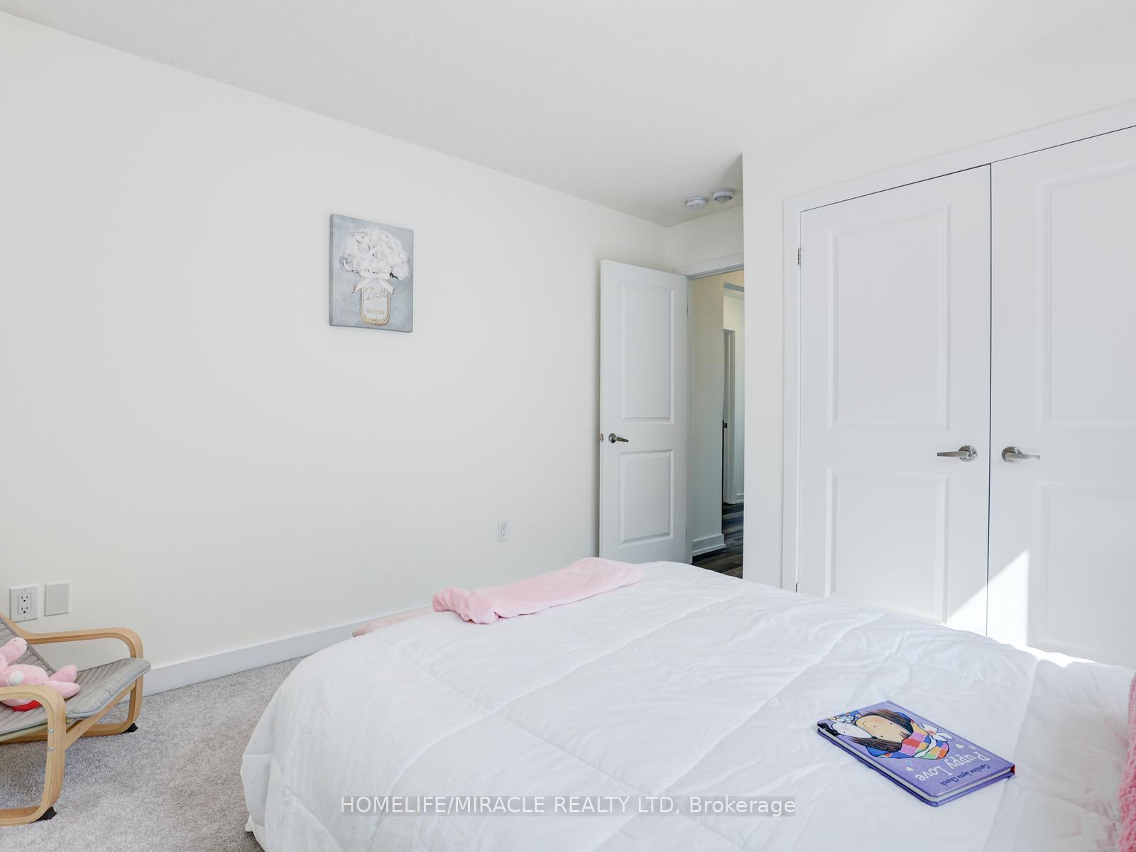 Photo 72 of 29 Ferris Circle, Guelph, Clairfields/Hanlon Business Park — HOMEH