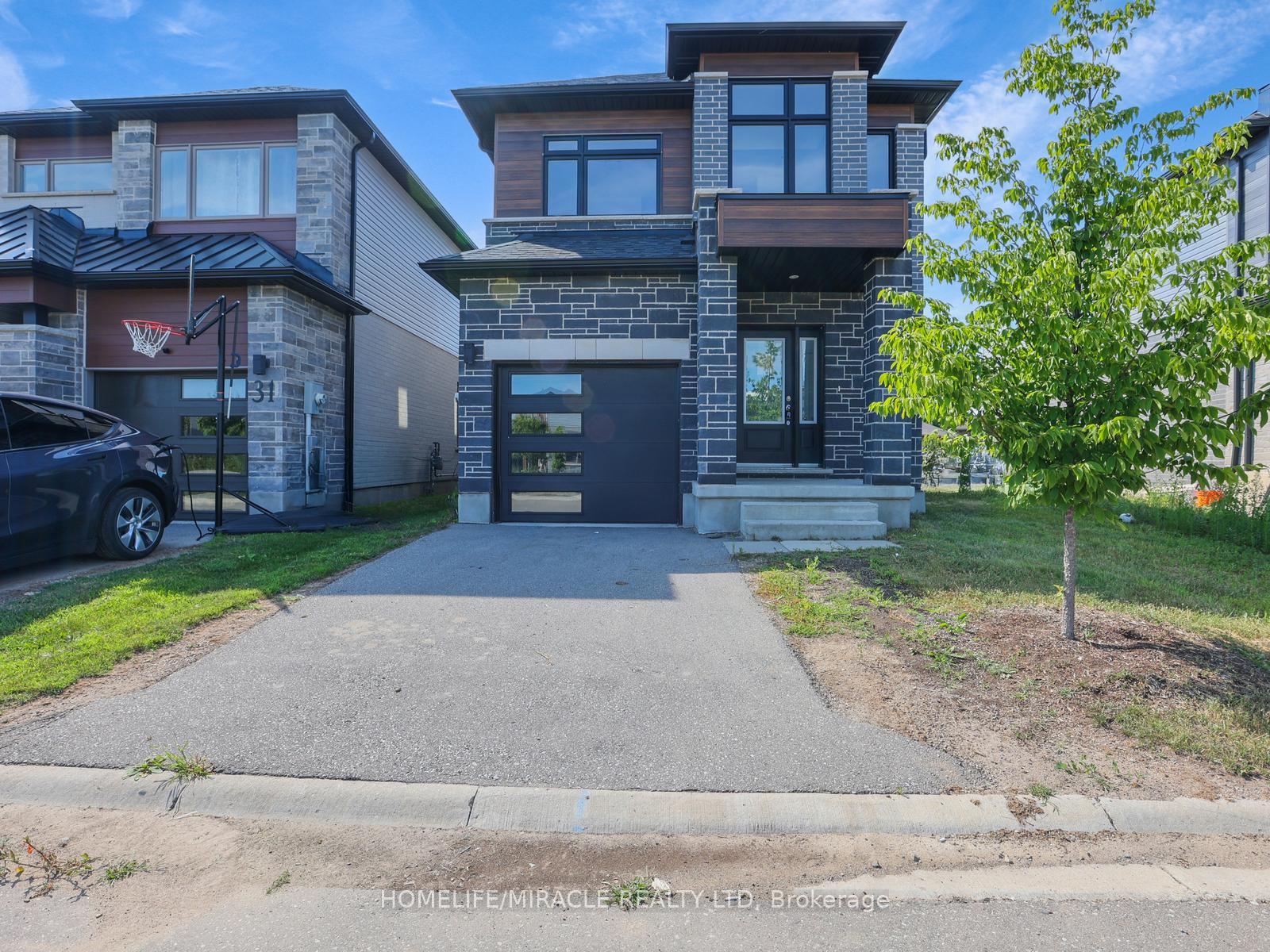 Photo 1 of 29 Ferris Circle, Guelph, Clairfields/Hanlon Business Park — HOMEH