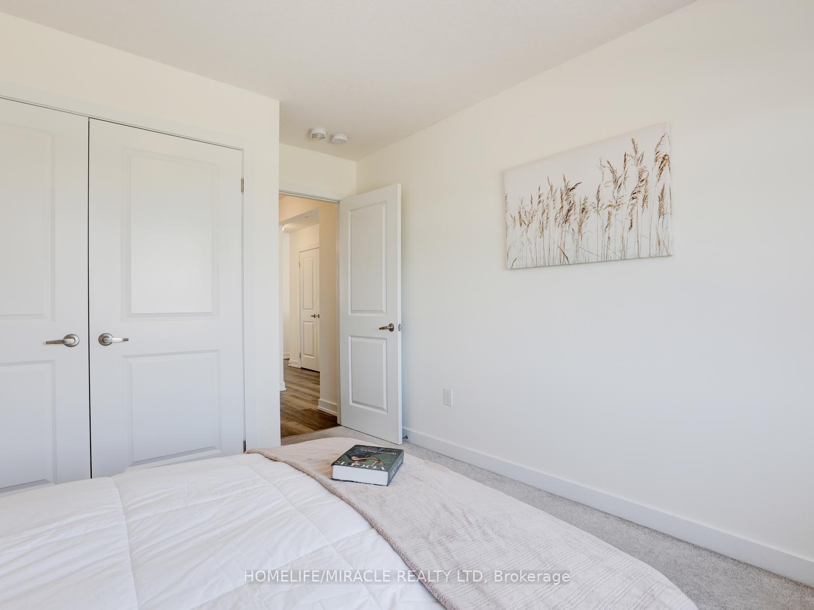 Photo 55 of 29 Ferris Circle, Guelph, Clairfields/Hanlon Business Park — HOMEH
