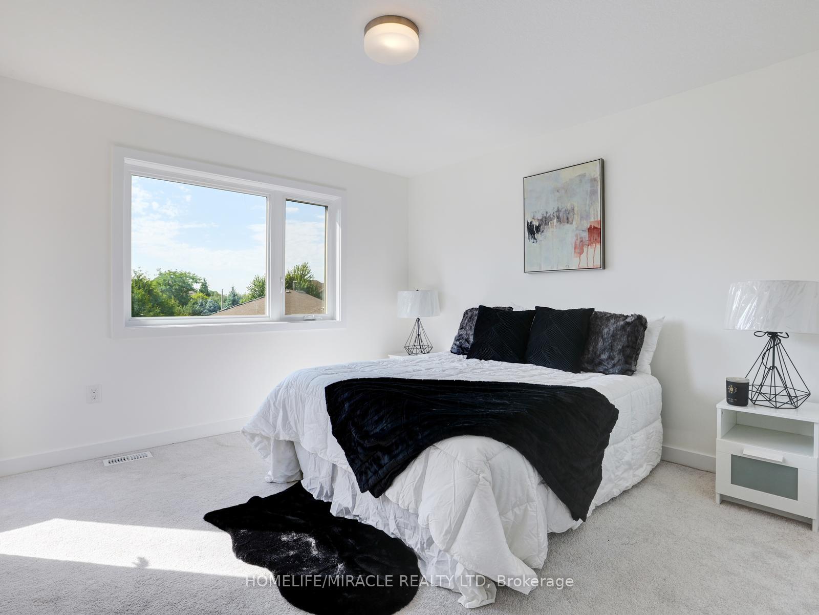 Photo 57 of 29 Ferris Circle, Guelph, Clairfields/Hanlon Business Park — HOMEH