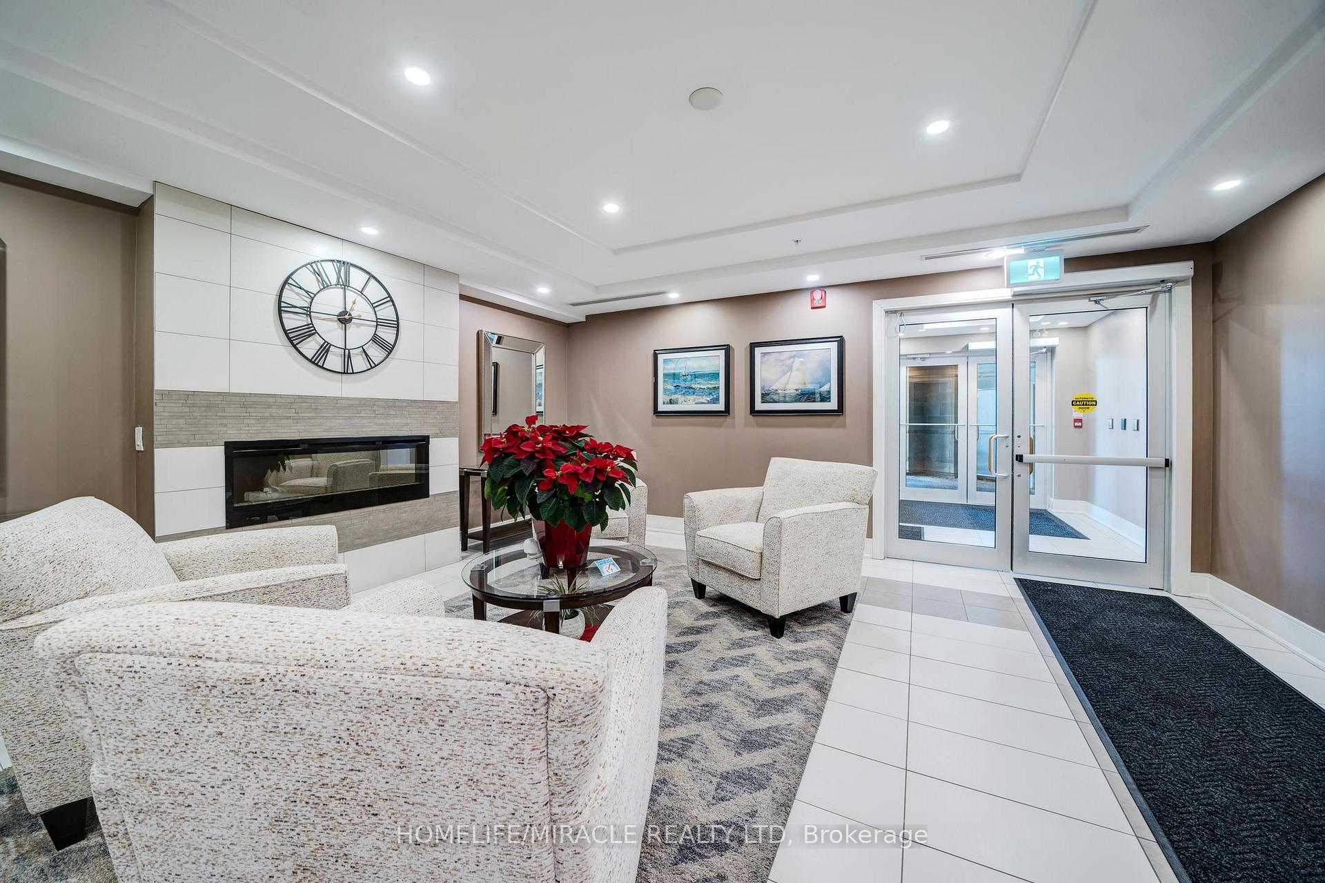 Photo 10 of Unit 303, 650 Gordon Street, Whitby, Port Whitby — HOMEH