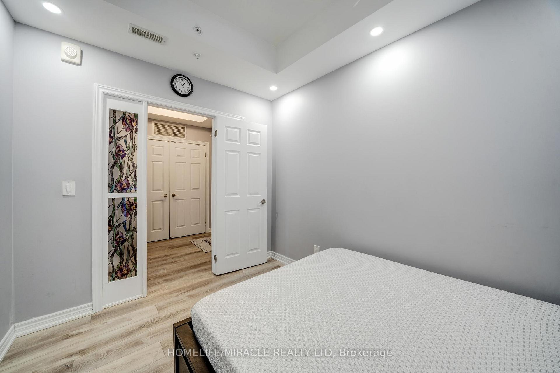 Photo 16 of Unit 303, 650 Gordon Street, Whitby, Port Whitby — HOMEH