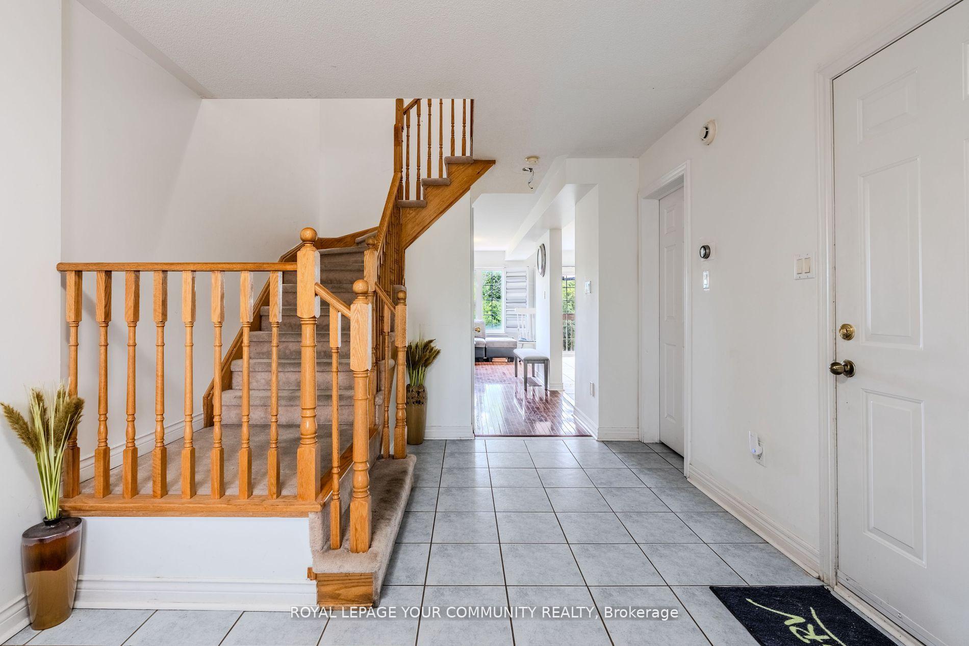 Photo 5 of 22 Panama Place, Brampton, Bram East — HOMEH