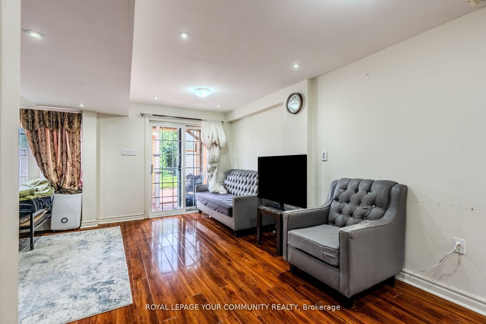 Photo 38 of 22 Panama Place, Brampton, Bram East — HOMEH
