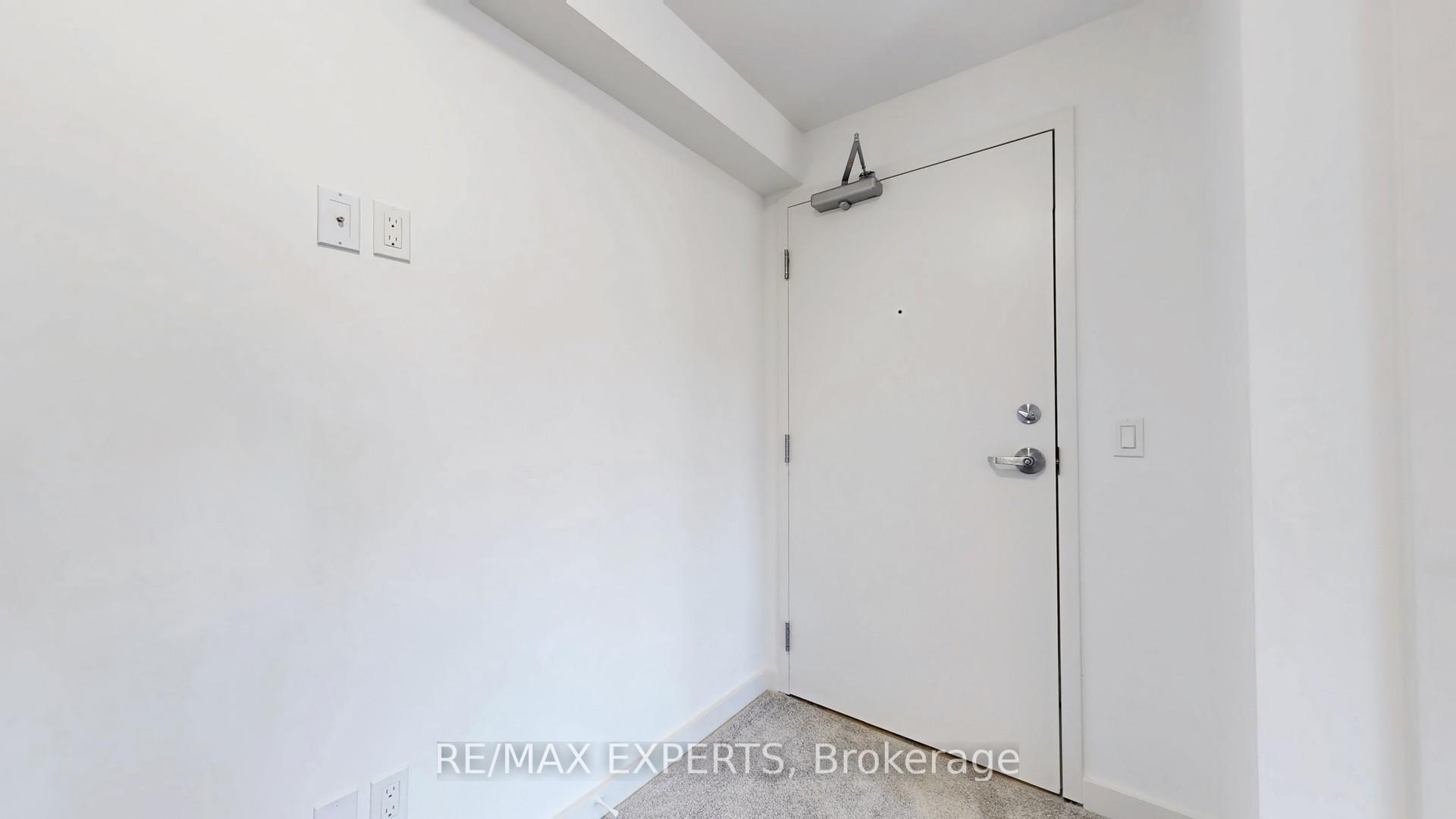 Photo 6 of Unit 405, 45 Connaught Avenue, Toronto, Greenwood-Coxwell — HOMEH