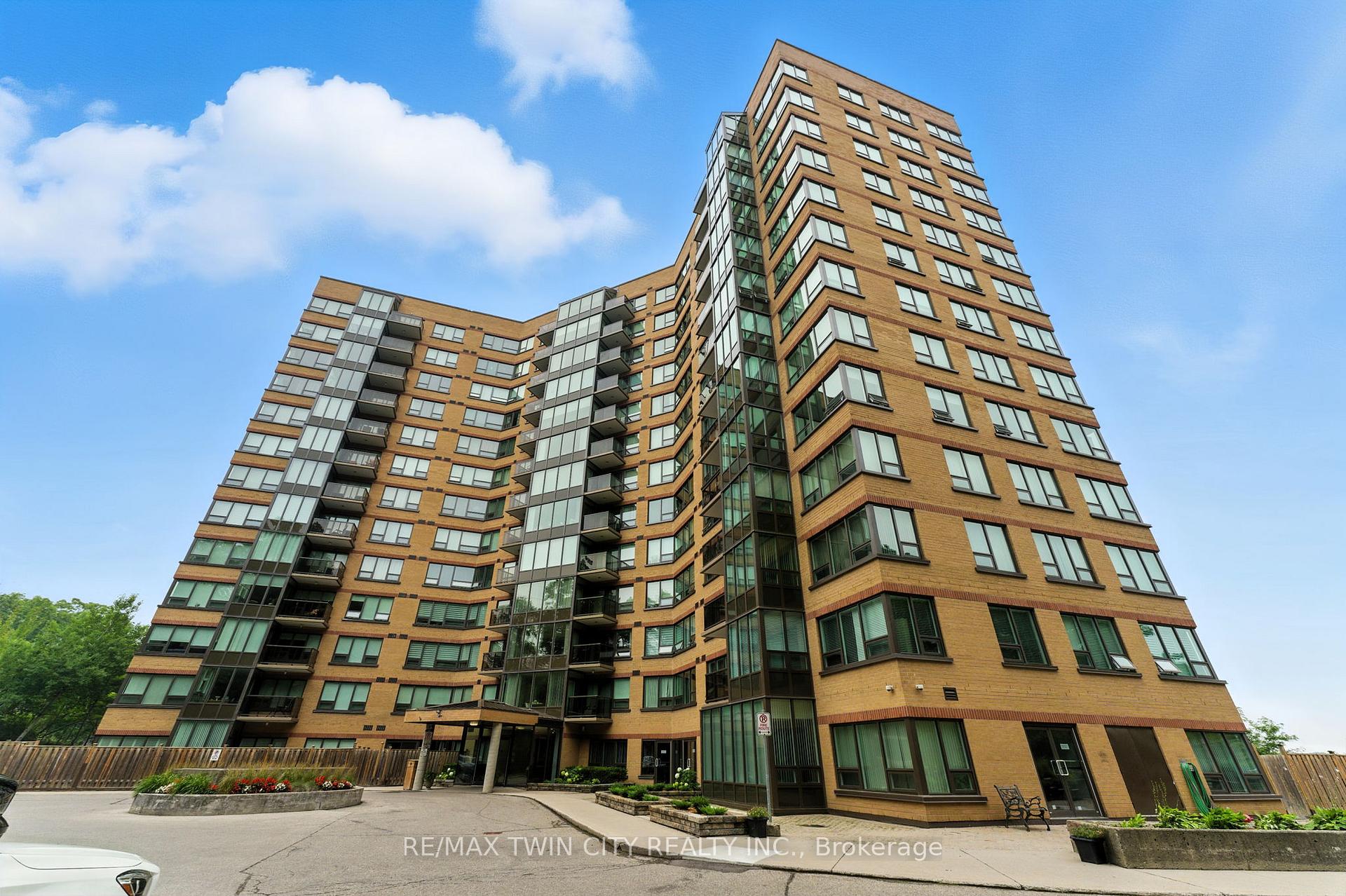 Photo 1 of Unit 1104, 237 King Street W, Cambridge — HOMEH