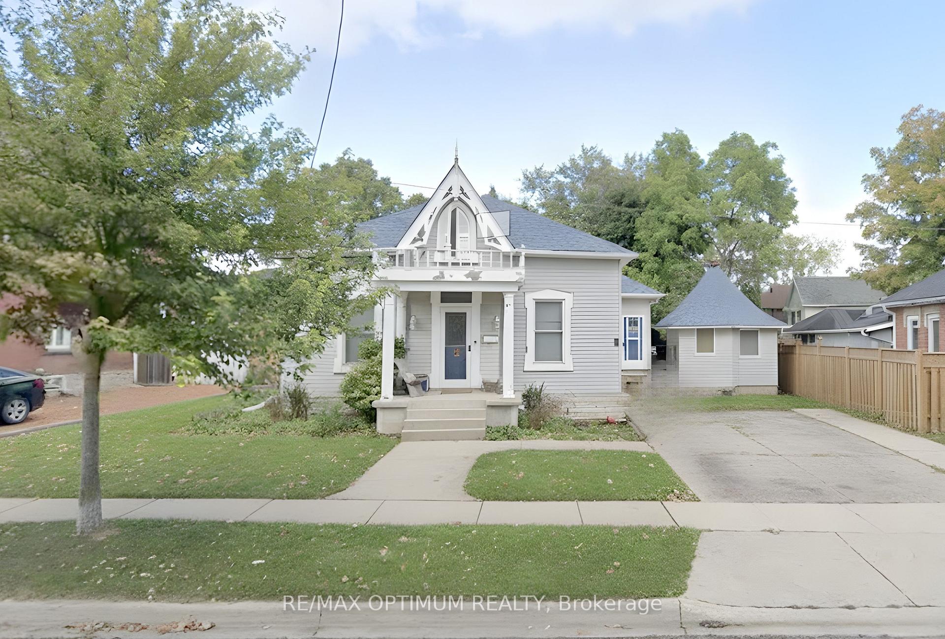 Front of 4 Denison Avenue