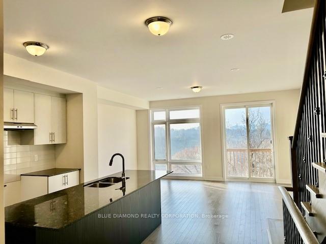 Photo 5 of 69 Flavelle Trail, Vaughan, Steeles West Industrial — HOMEH
