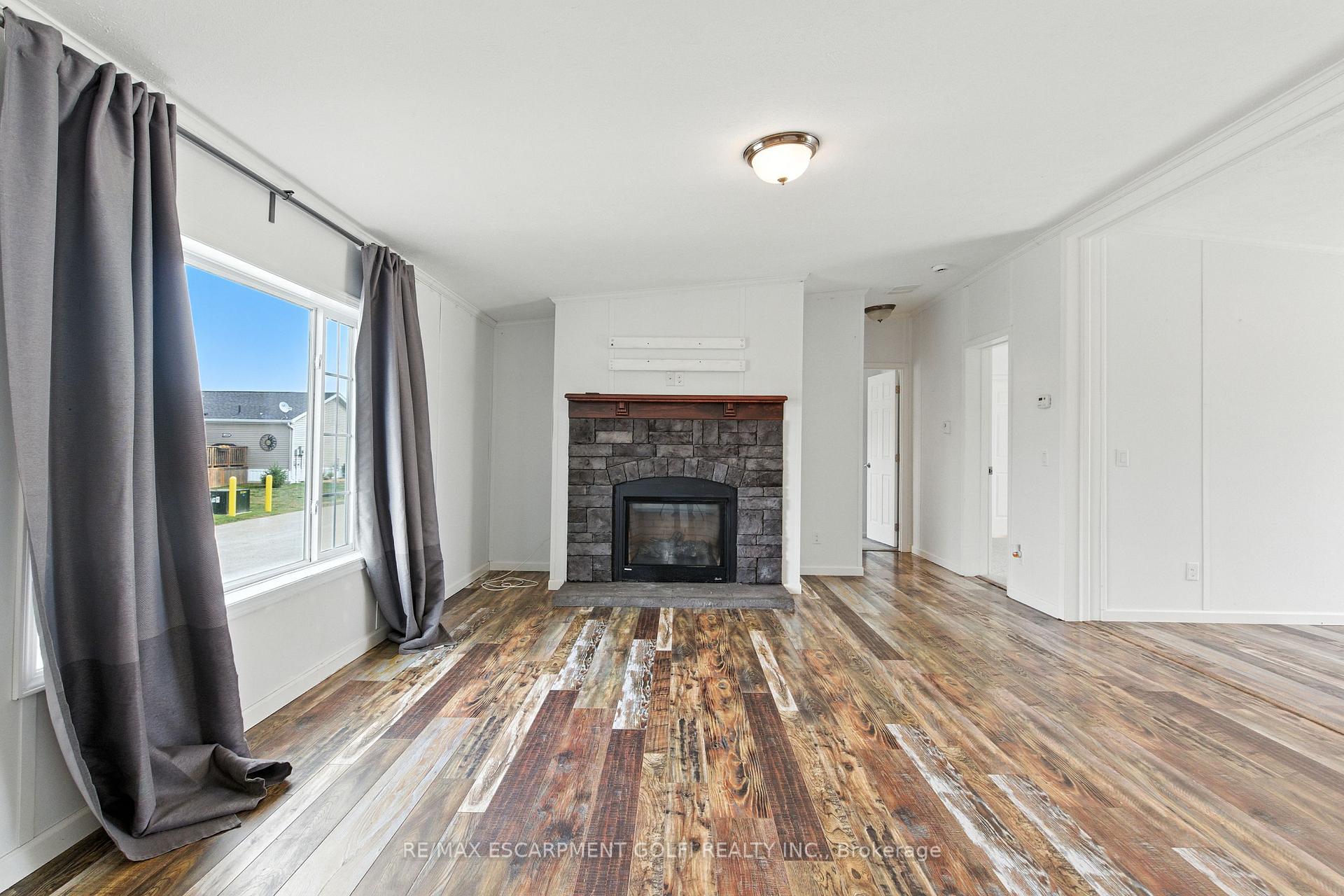Photo 7 of 45 Riverbend Crescent, Haldimand, Nanticoke — HOMEH