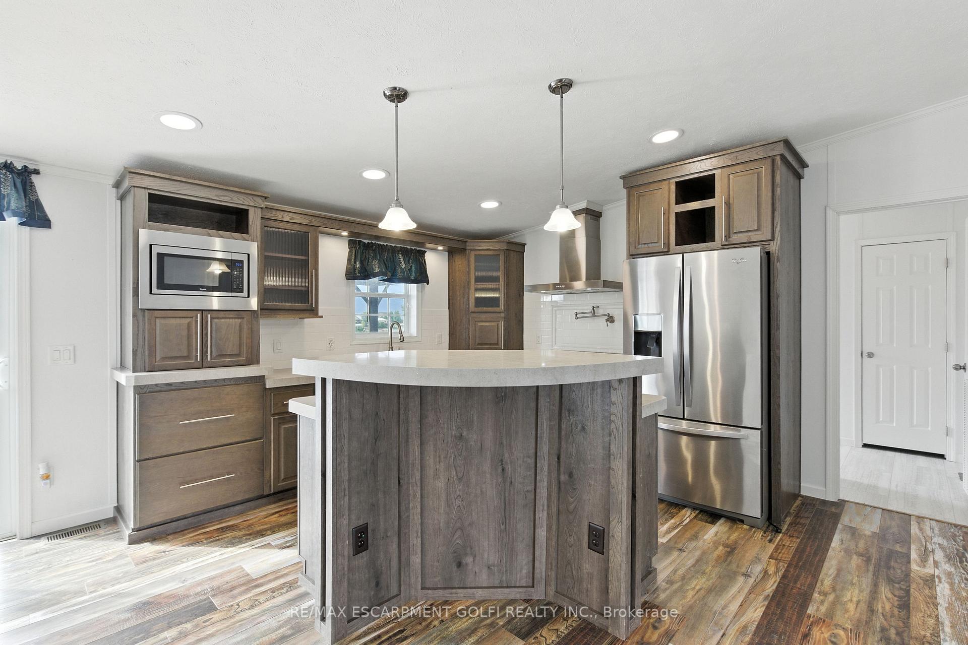 Photo 12 of 45 Riverbend Crescent, Haldimand, Nanticoke — HOMEH