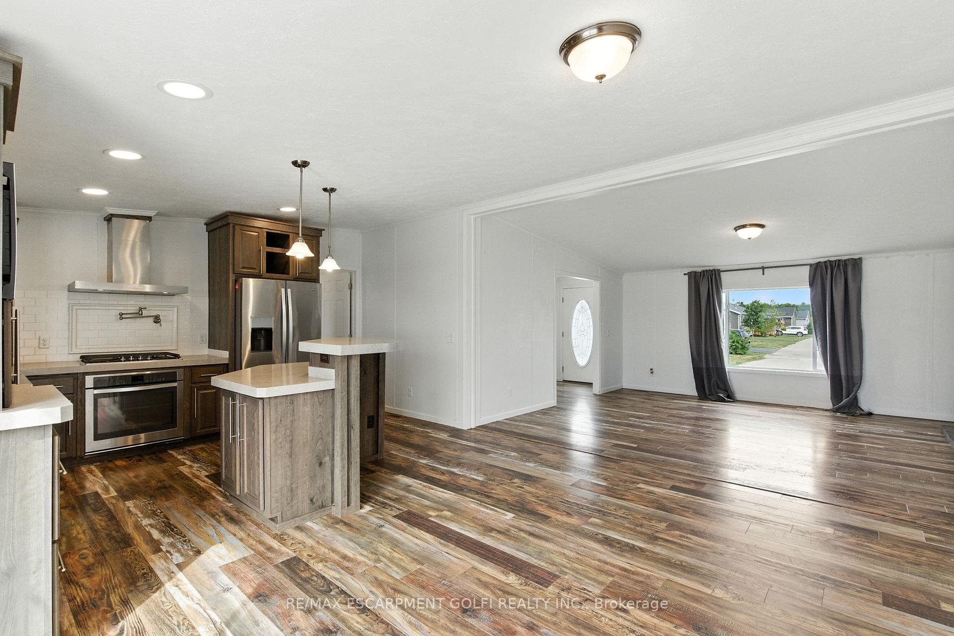 Photo 13 of 45 Riverbend Crescent, Haldimand, Nanticoke — HOMEH