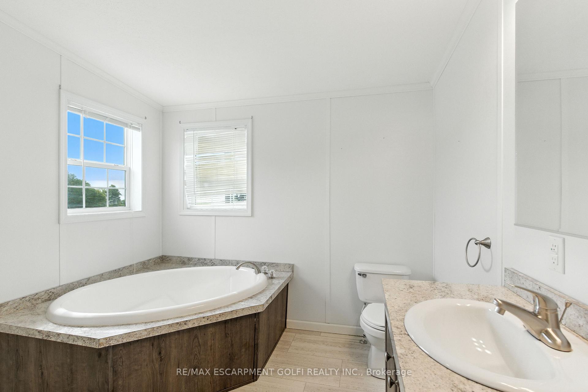 Photo 16 of 45 Riverbend Crescent, Haldimand, Nanticoke — HOMEH