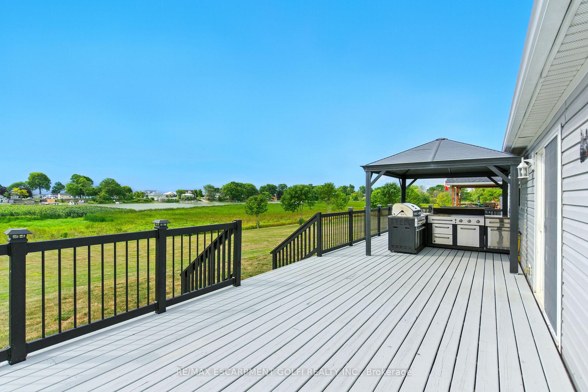 Photo 23 of 45 Riverbend Crescent, Haldimand, Nanticoke — HOMEH