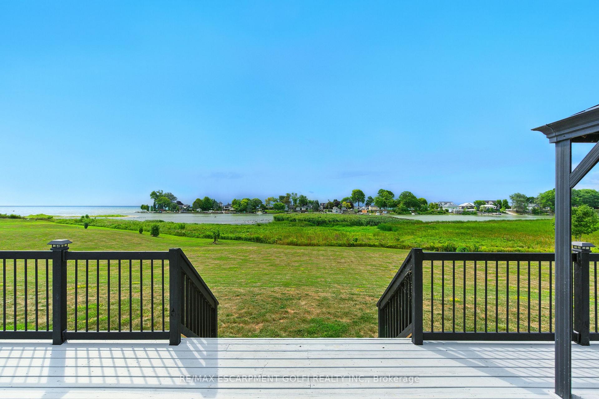 Photo 24 of 45 Riverbend Crescent, Haldimand, Nanticoke — HOMEH