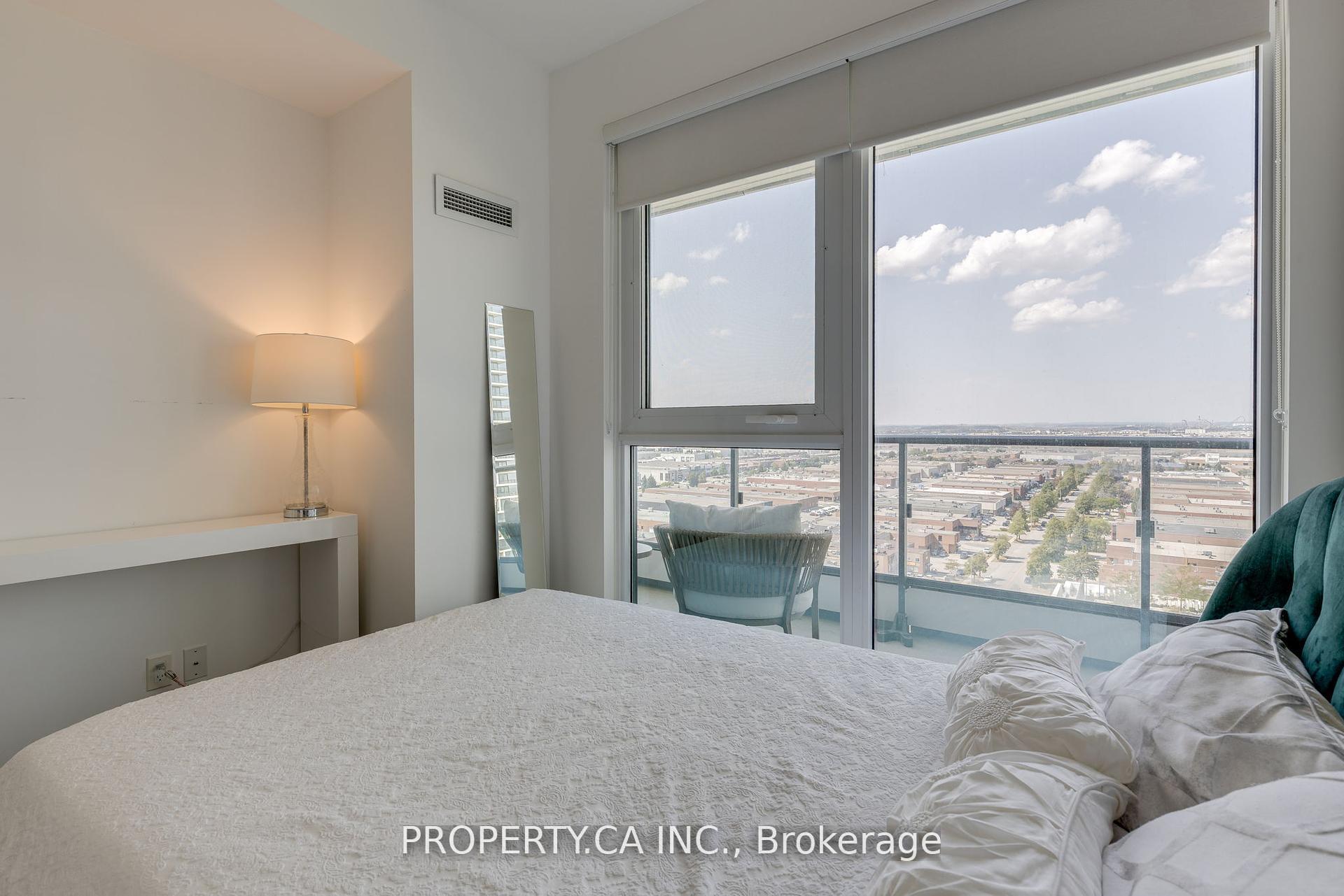 Photo 11 of Unit 1711, 5 Buttermill Avenue, Vaughan, Vaughan Corporate Centre — HOMEH