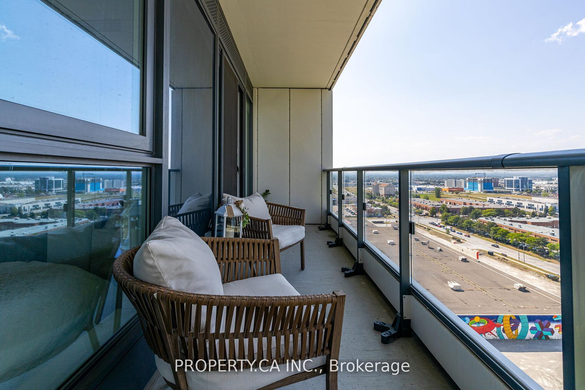 Photo 15 of Unit 1711, 5 Buttermill Avenue, Vaughan, Vaughan Corporate Centre — HOMEH
