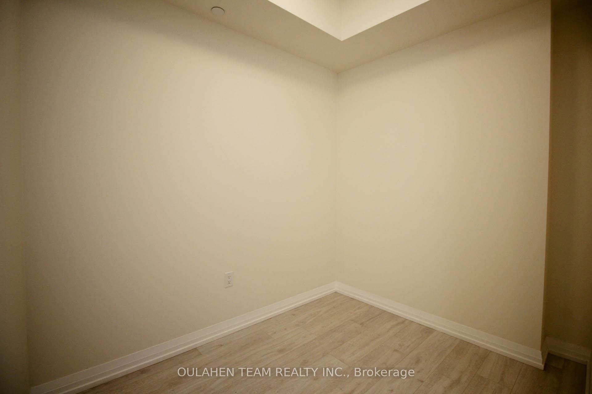 Photo 17 of Unit 208, 27 Korda Gate, Vaughan, Vellore Village — HOMEH