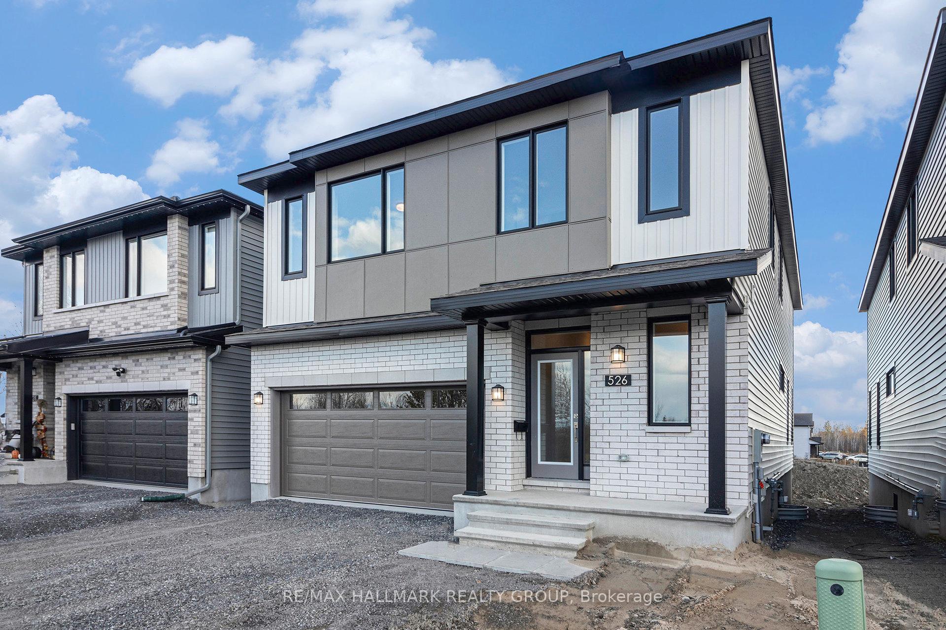 Photo 8 of 526 Reflection Street, Ottawa, Chapel Hill South - Orleans Village — HOMEH