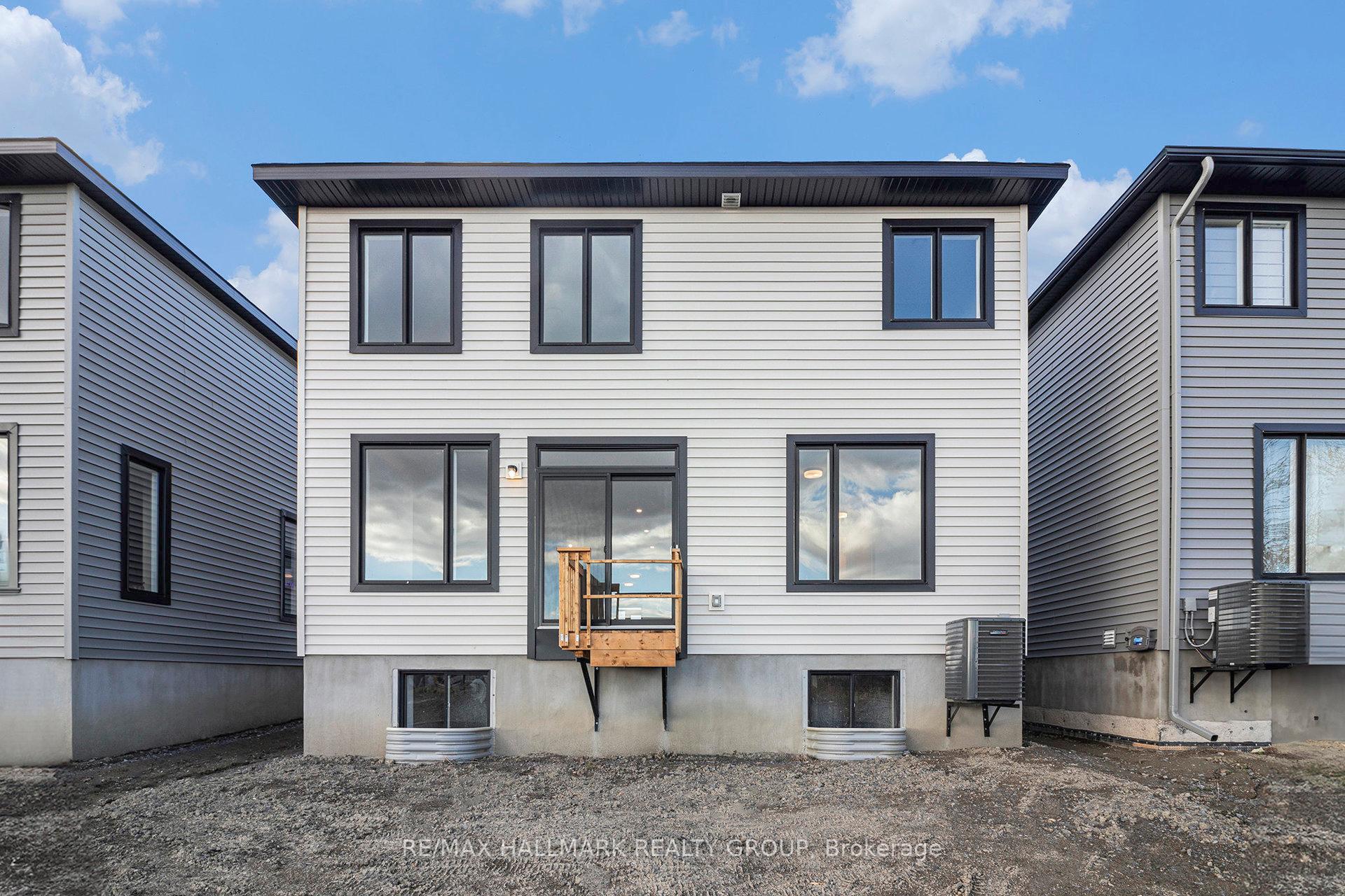 Photo 59 of 526 Reflection Street, Ottawa, Chapel Hill South - Orleans Village — HOMEH
