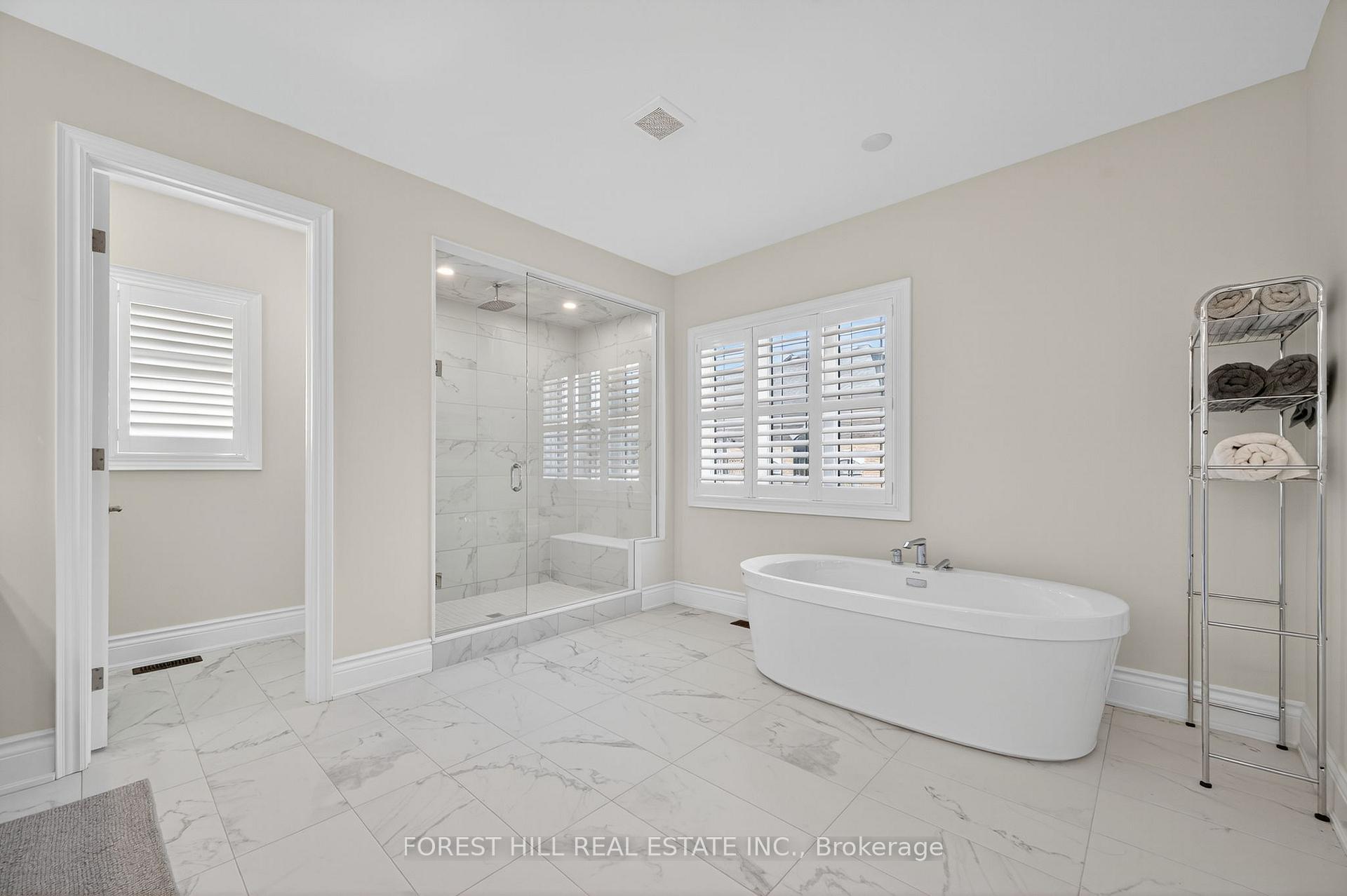 Photo 35 of 71 Sofia Olivia Crescent, Vaughan, Patterson — HOMEH