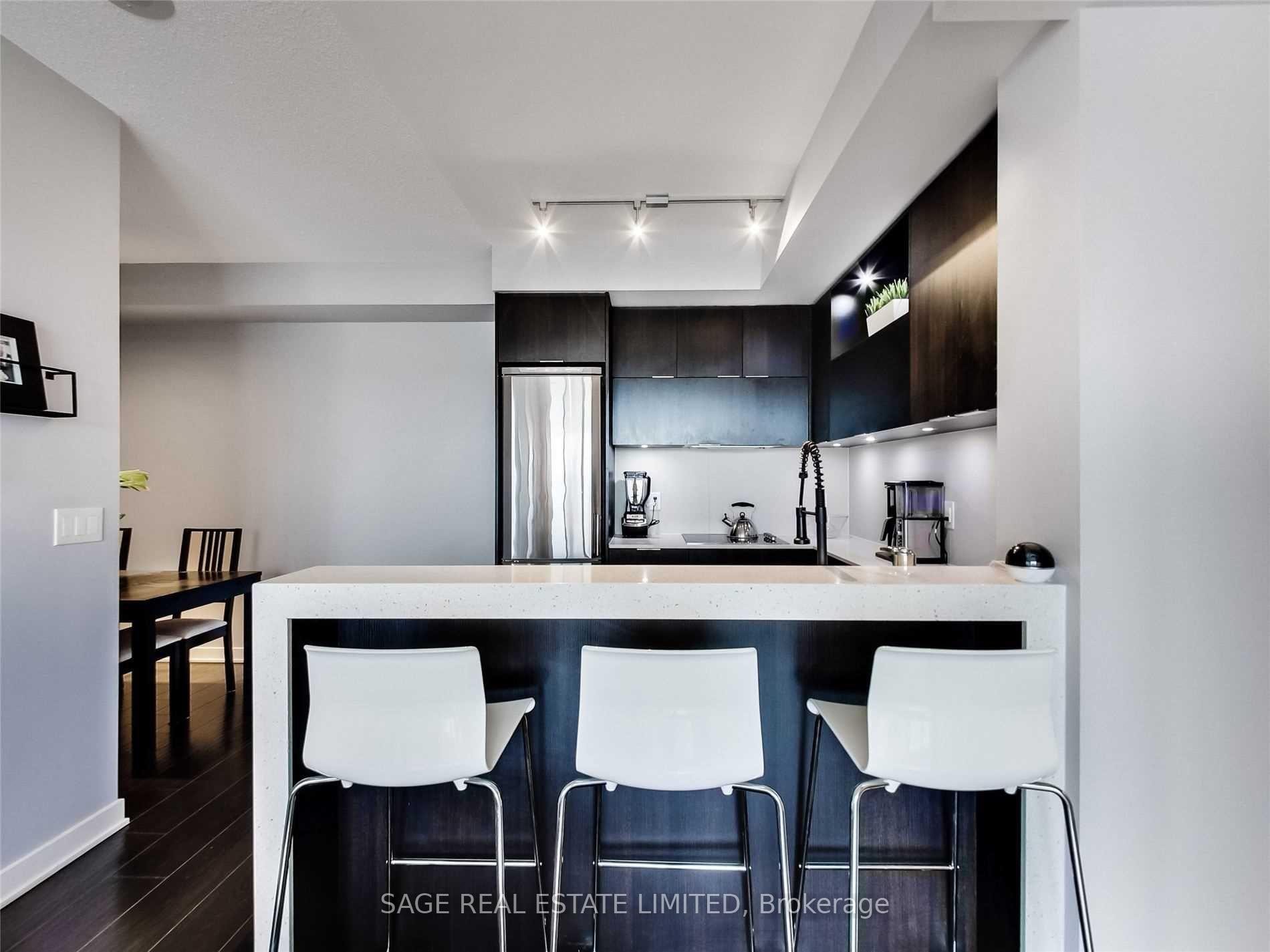 Photo 3 of Unit 816, 170 Sumach Street, Toronto, Regent Park — HOMEH