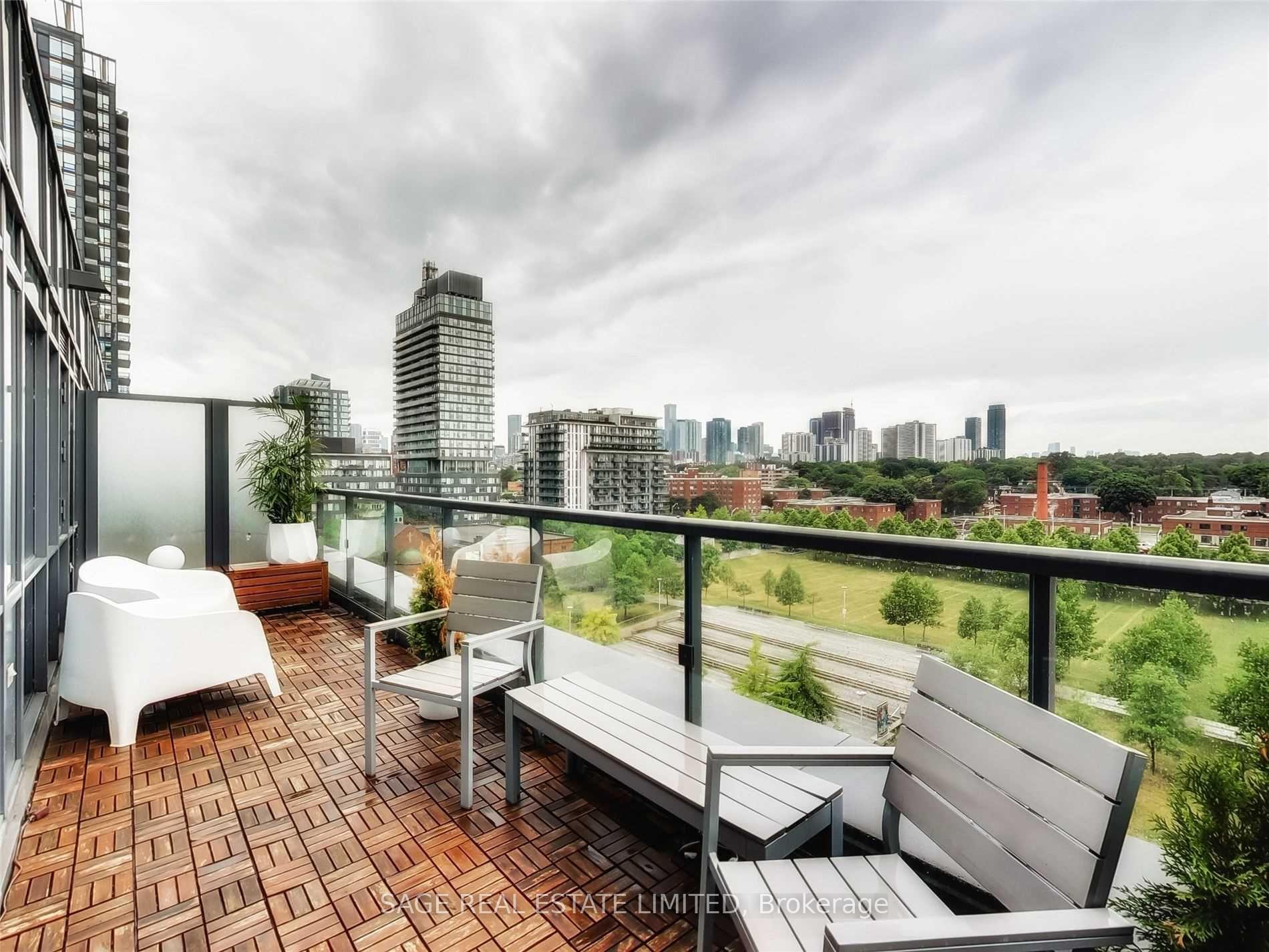 Photo 17 of Unit 816, 170 Sumach Street, Toronto, Regent Park — HOMEH