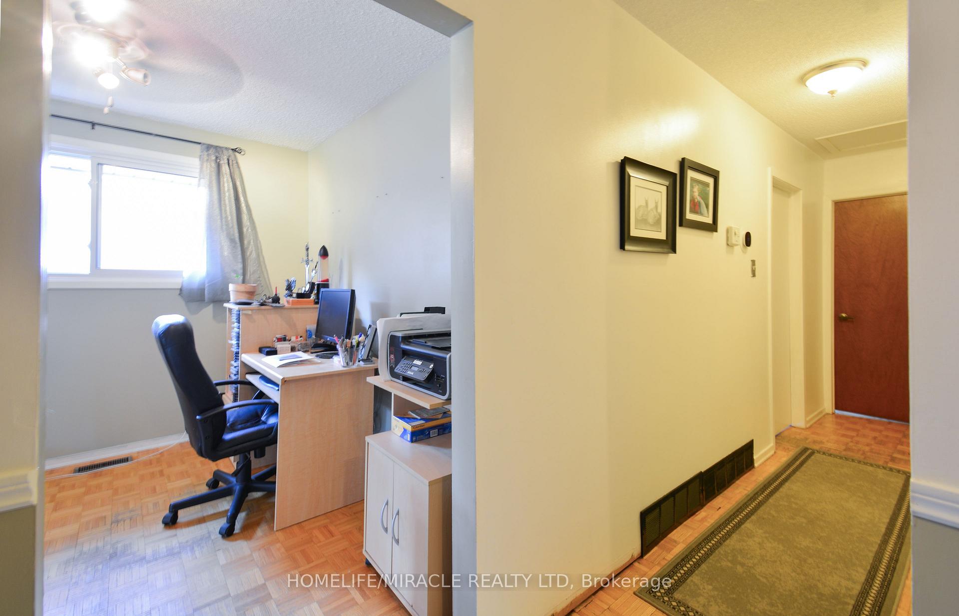 Photo 16 of 36 Arrowhead Place, Kitchener — HOMEH