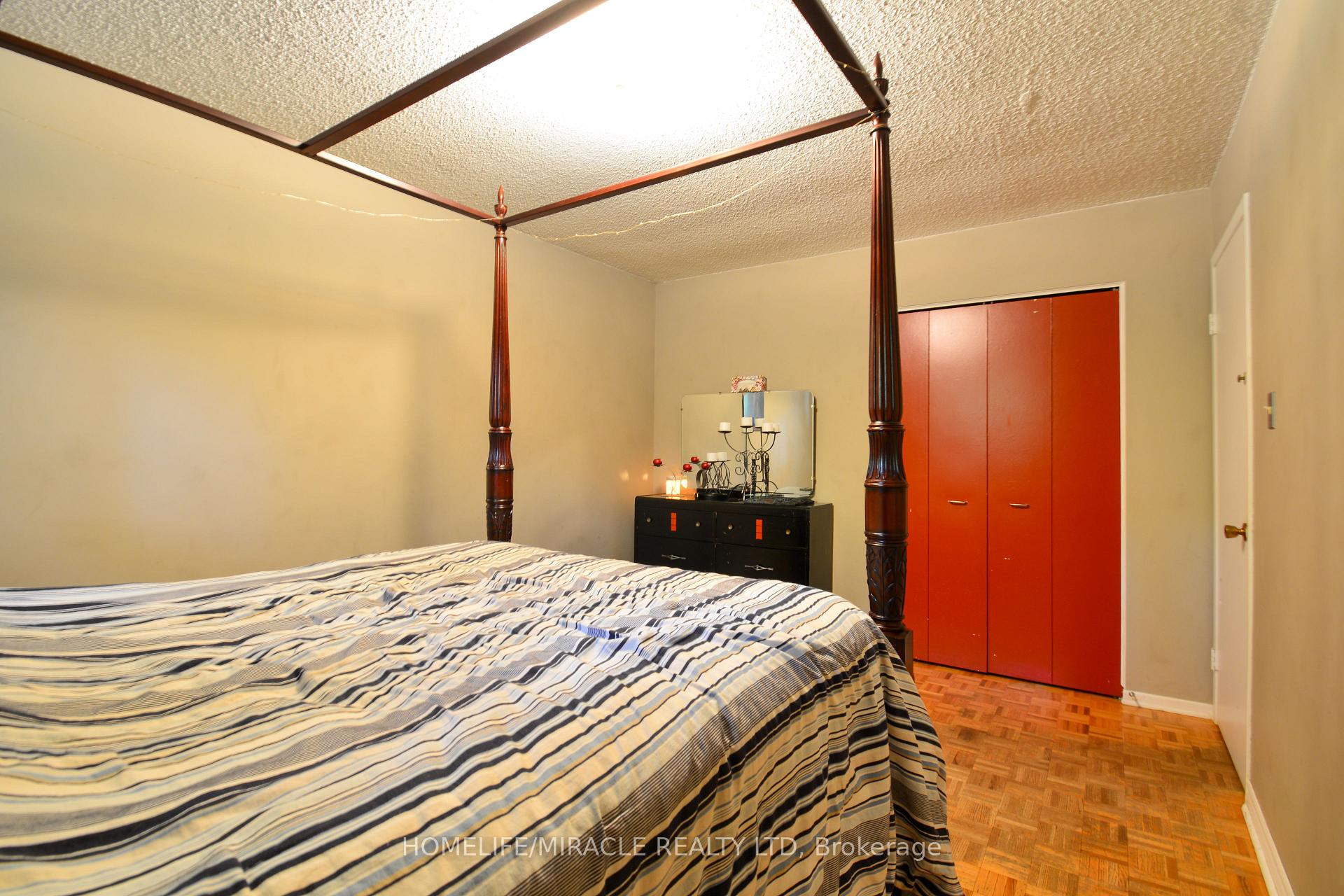Photo 28 of 36 Arrowhead Place, Kitchener — HOMEH