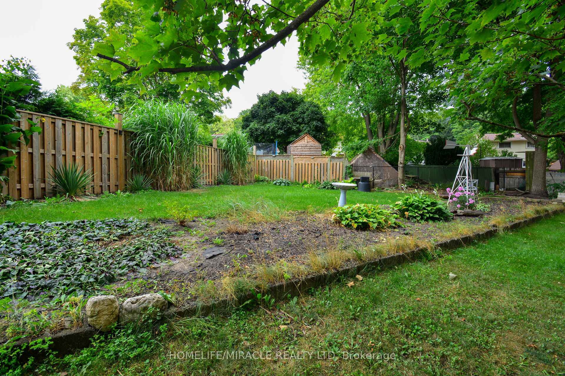 Photo 36 of 36 Arrowhead Place, Kitchener — HOMEH