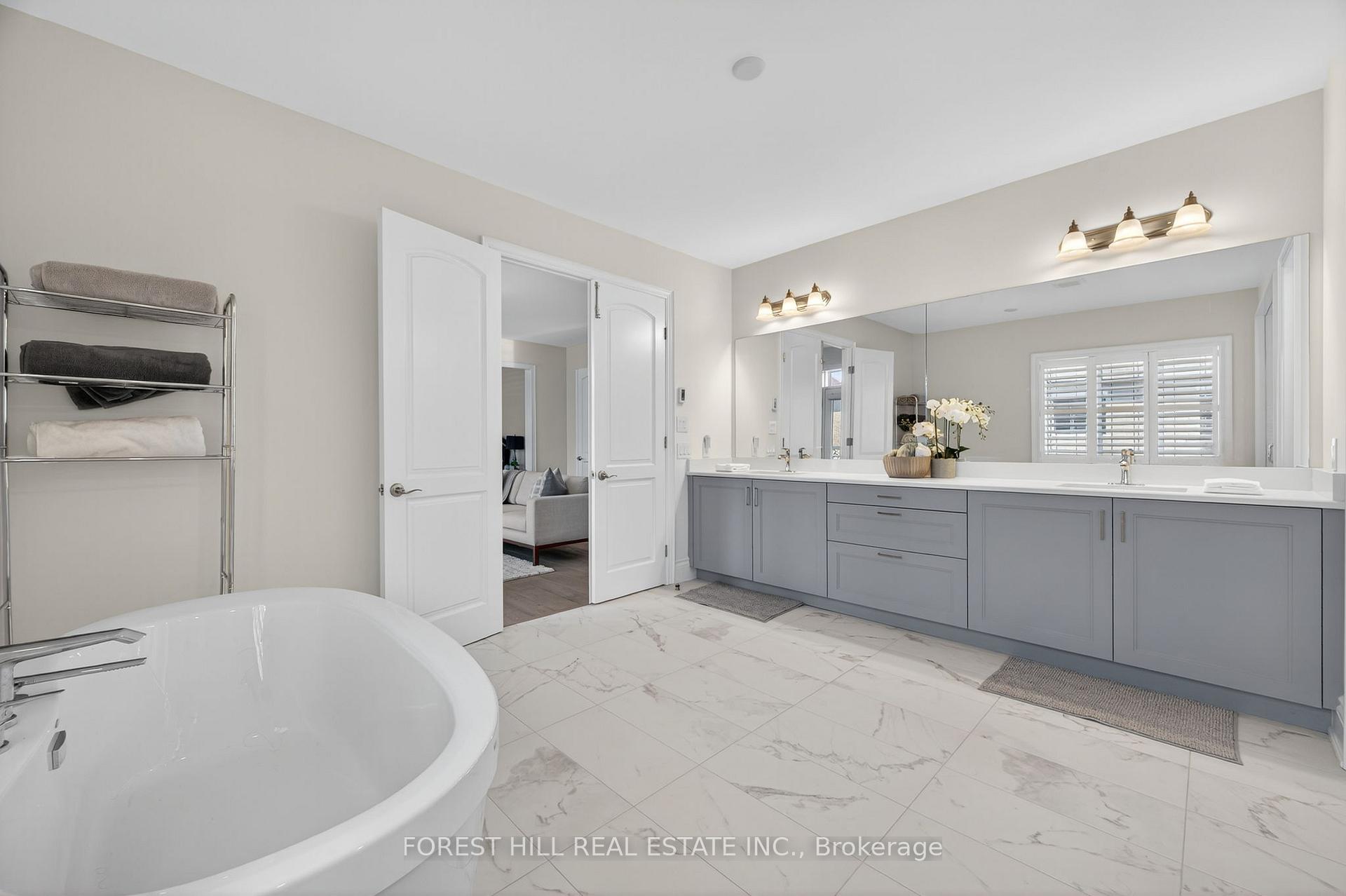 Photo 57 of 71 Sofia Olivia Crescent, Vaughan, Patterson — HOMEH