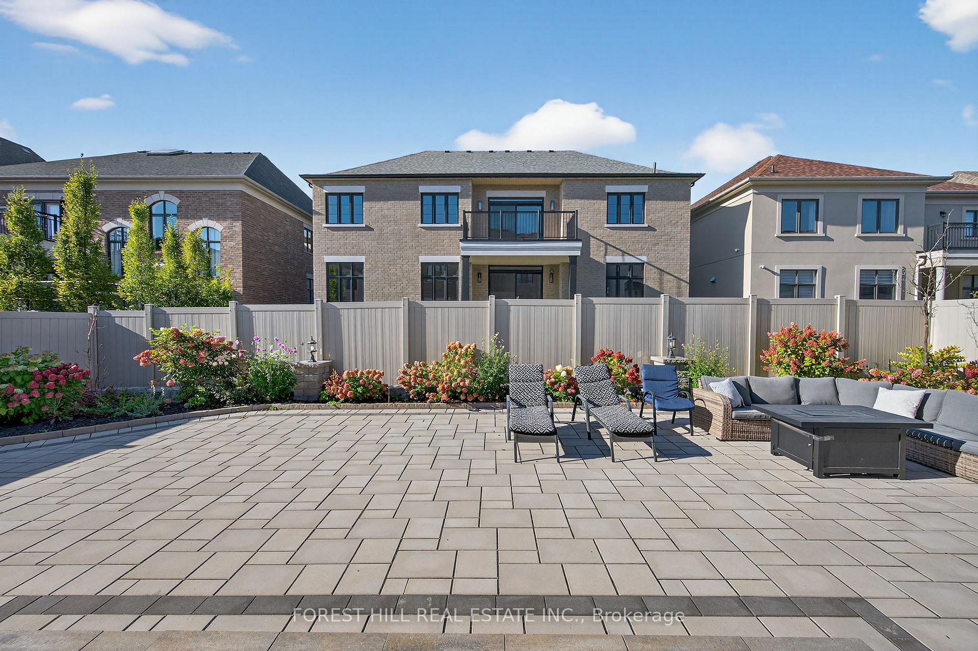 Photo 95 of 71 Sofia Olivia Crescent, Vaughan, Patterson — HOMEH