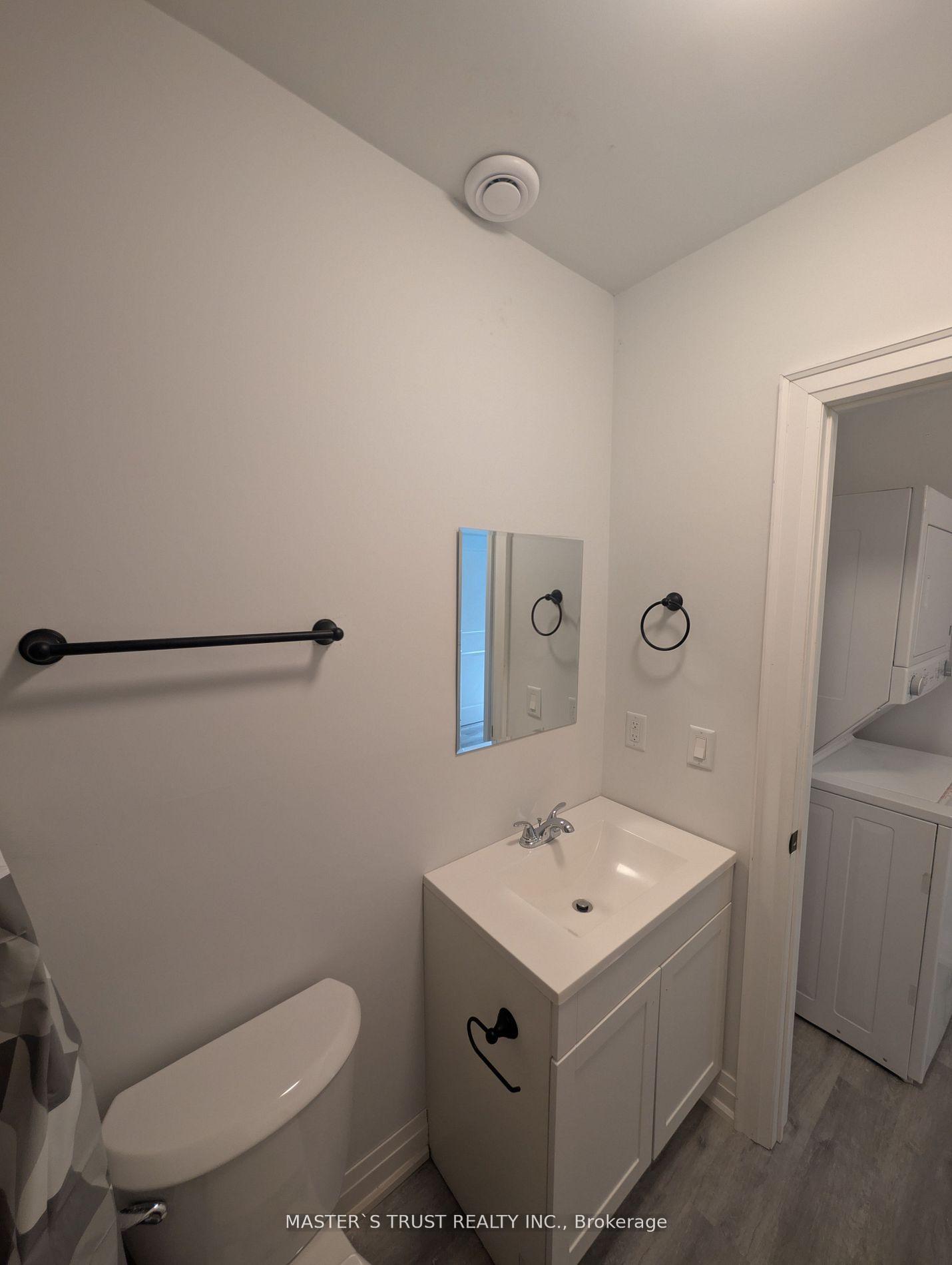 Photo 4 of Unit 5, 54 Main Street S, Uxbridge — HOMEH