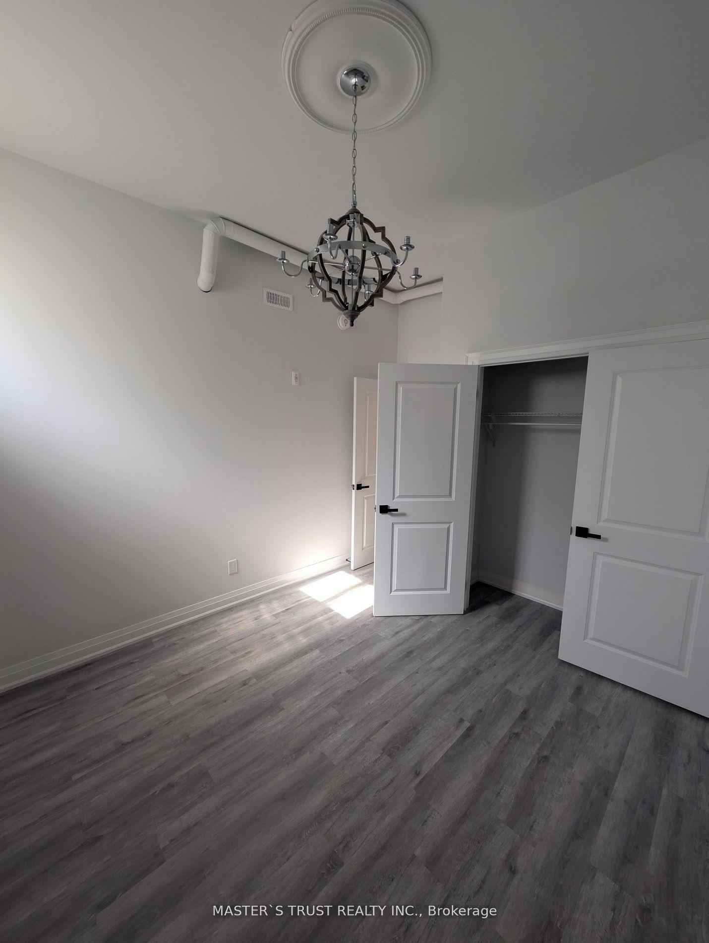 Photo 5 of Unit 5, 54 Main Street S, Uxbridge — HOMEH